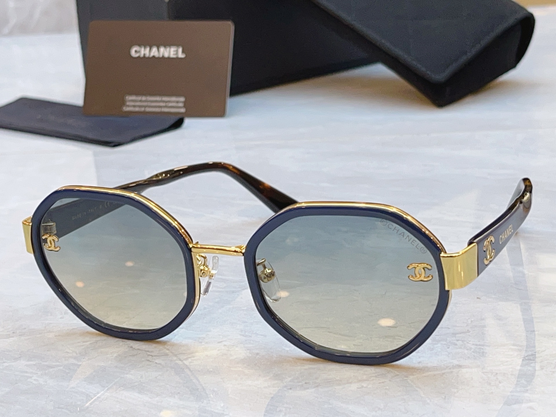 ，【CHANE*】香奈儿新款太阳镜，MODEL：CH5490-H，SIZE：56口22-145