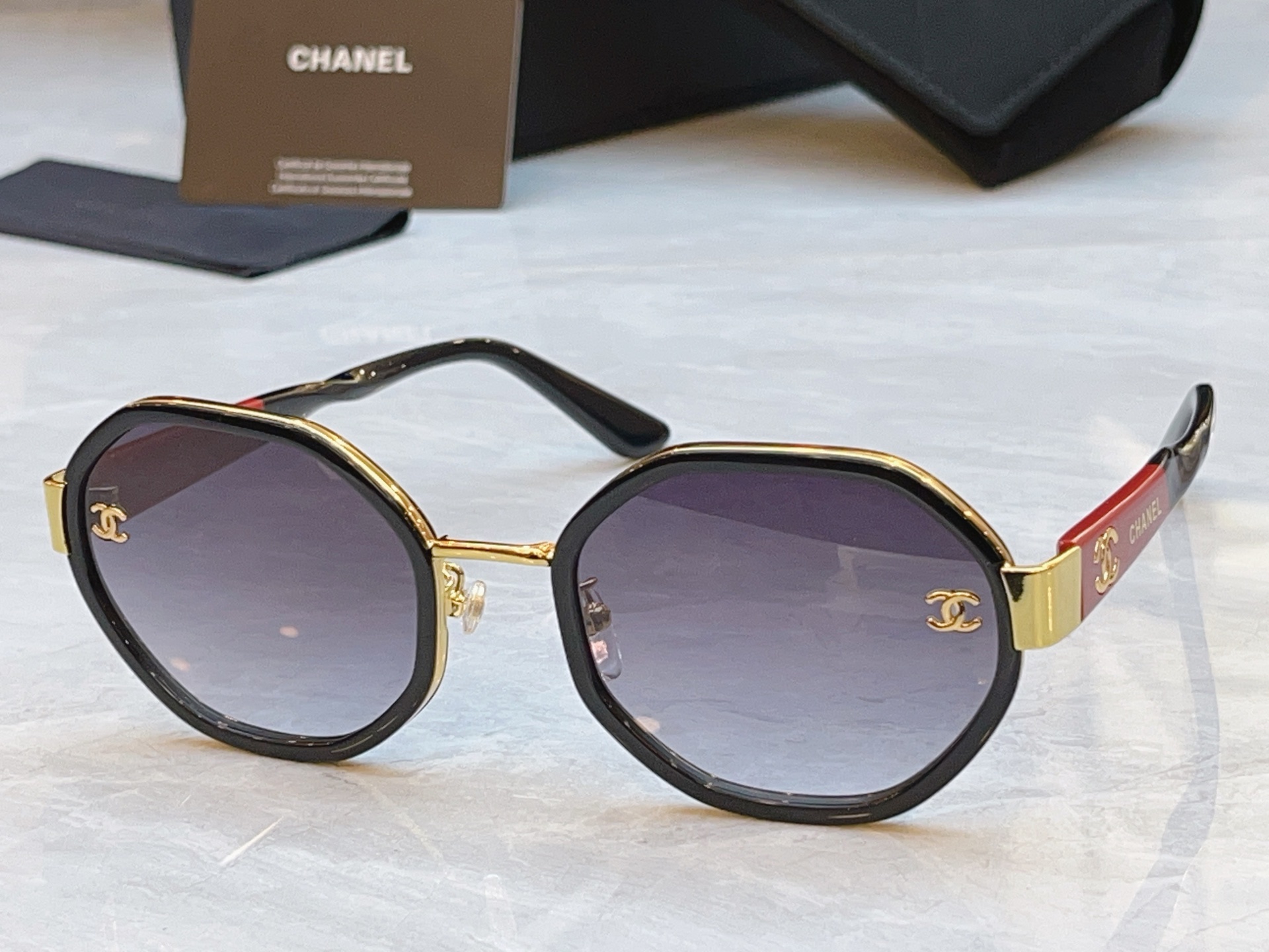 ，【CHANE*】香奈儿新款太阳镜，MODEL：CH5490-H，SIZE：56口22-145