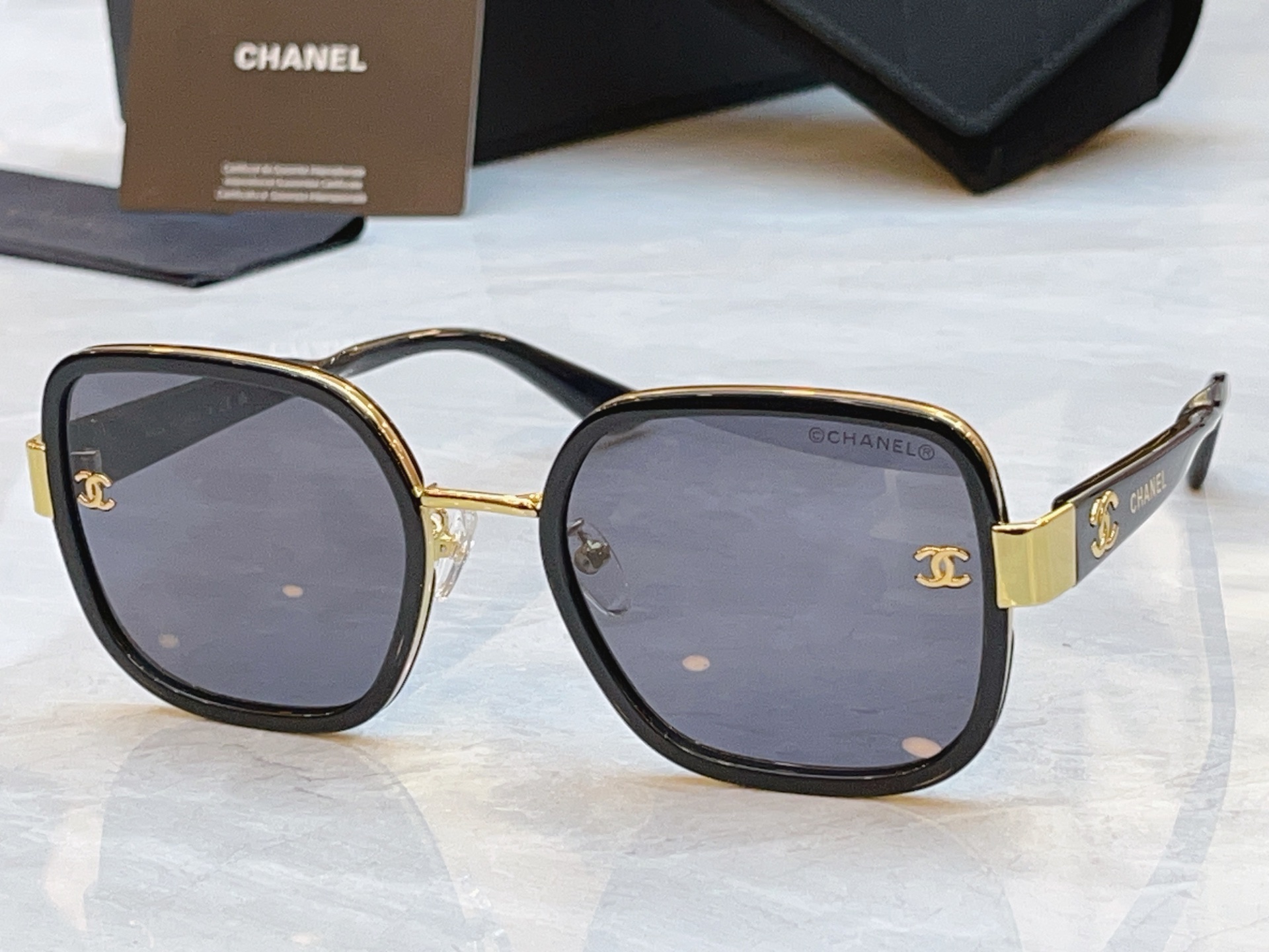 ，【CHANE*】香奈儿新款太阳镜，MODEL：CH5489-H，SIZE：56口22-145