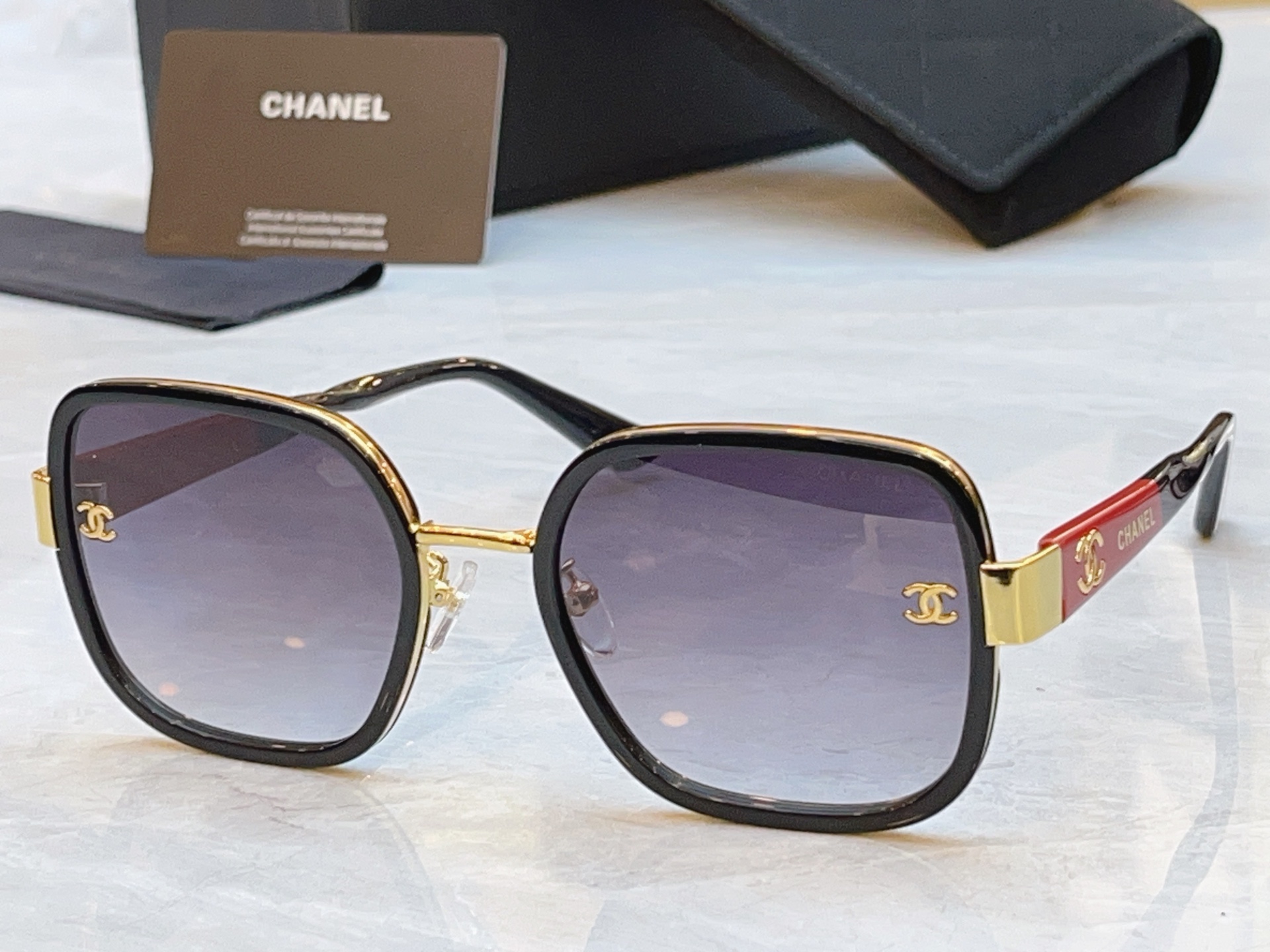 ，【CHANE*】香奈儿新款太阳镜，MODEL：CH5489-H，SIZE：56口22-145