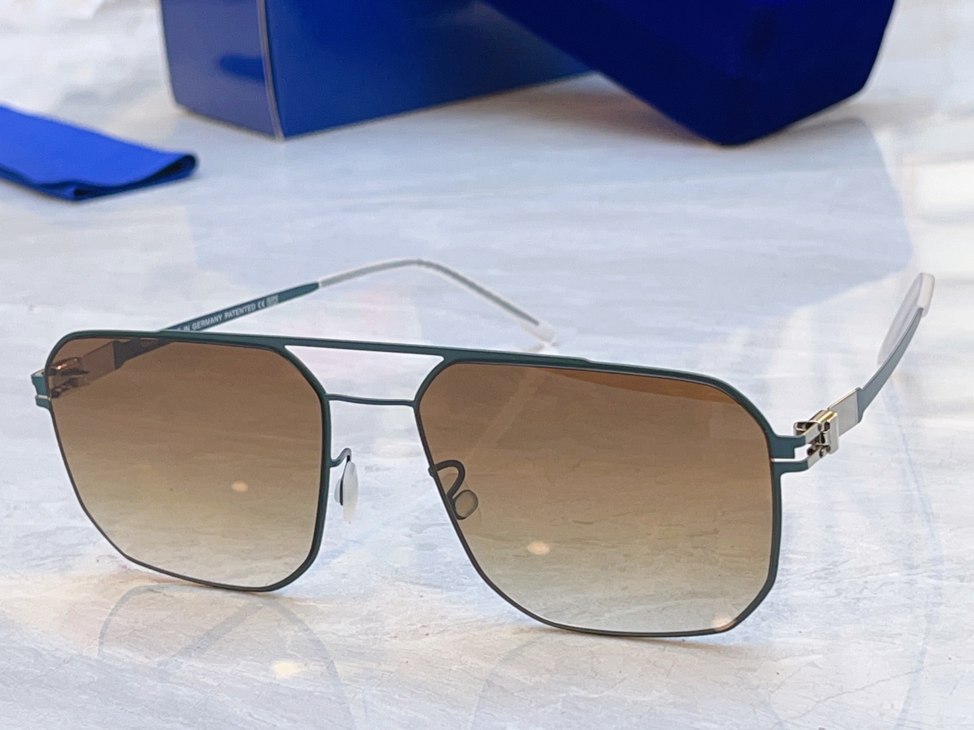 ，【MYKITA】马吉*他新款太阳镜，Mod:RHYS，SIZE:57口17-140