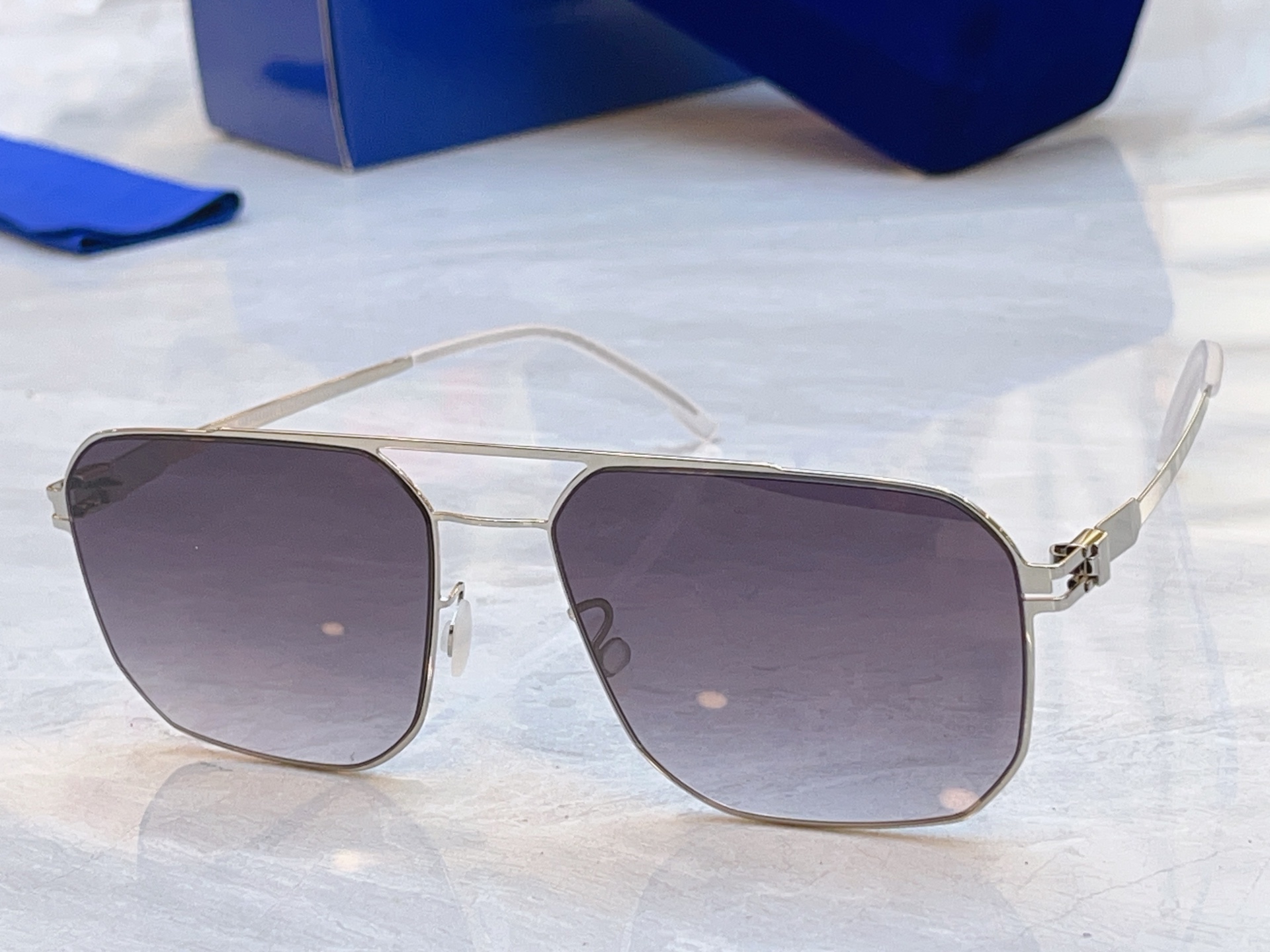 ，【MYKITA】马吉*他新款太阳镜，Mod:RHYS，SIZE:57口17-140