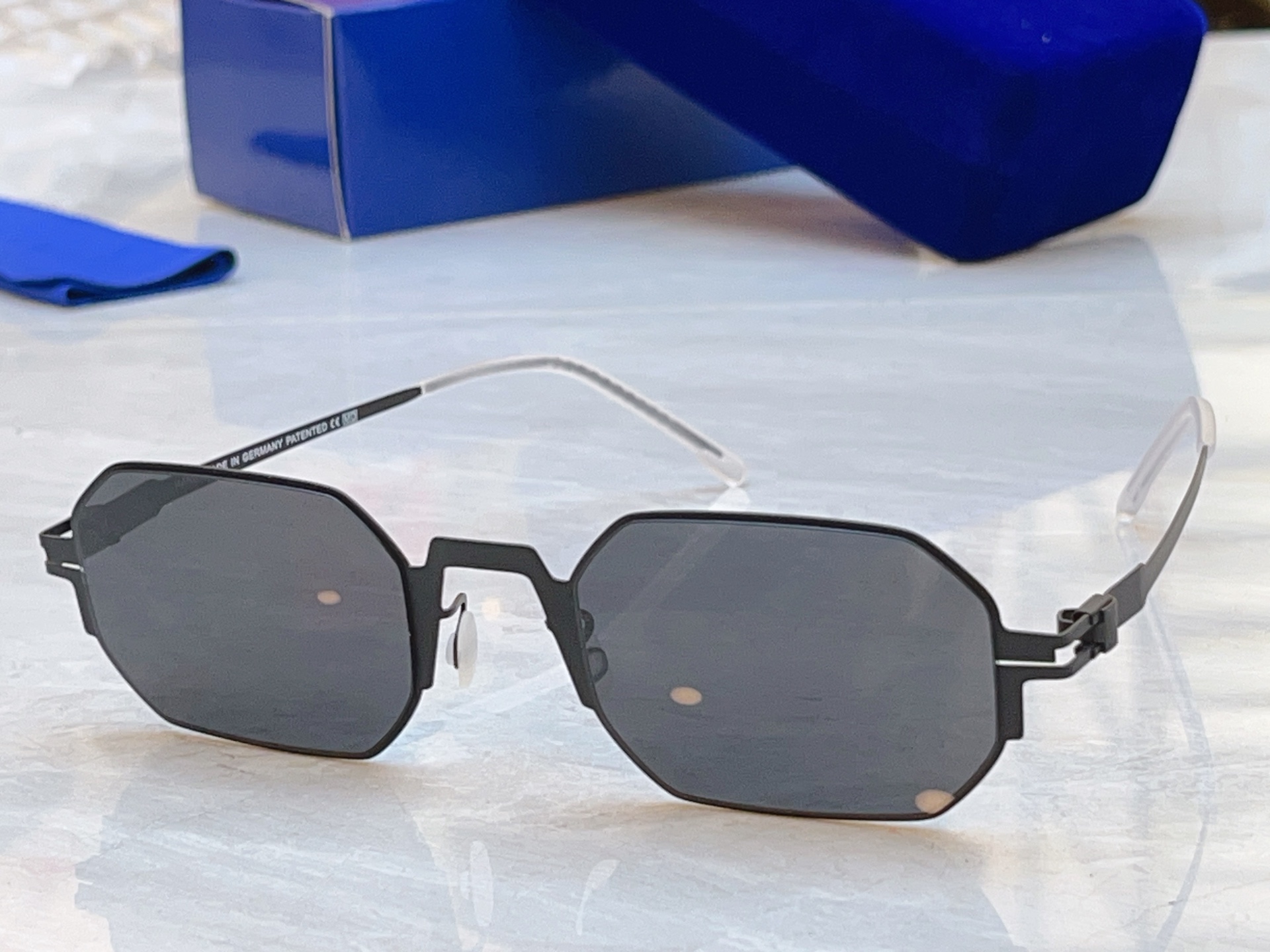 ，【MYKITA】马吉*他新款太阳镜，Mod:STUDIO15.1，SIZE:51口23-140