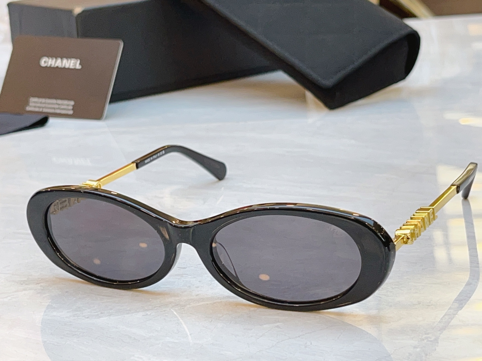 ，【CHANE*】香奈儿新款太阳镜，MODEL：CH5565A，SIZE：54口17-140