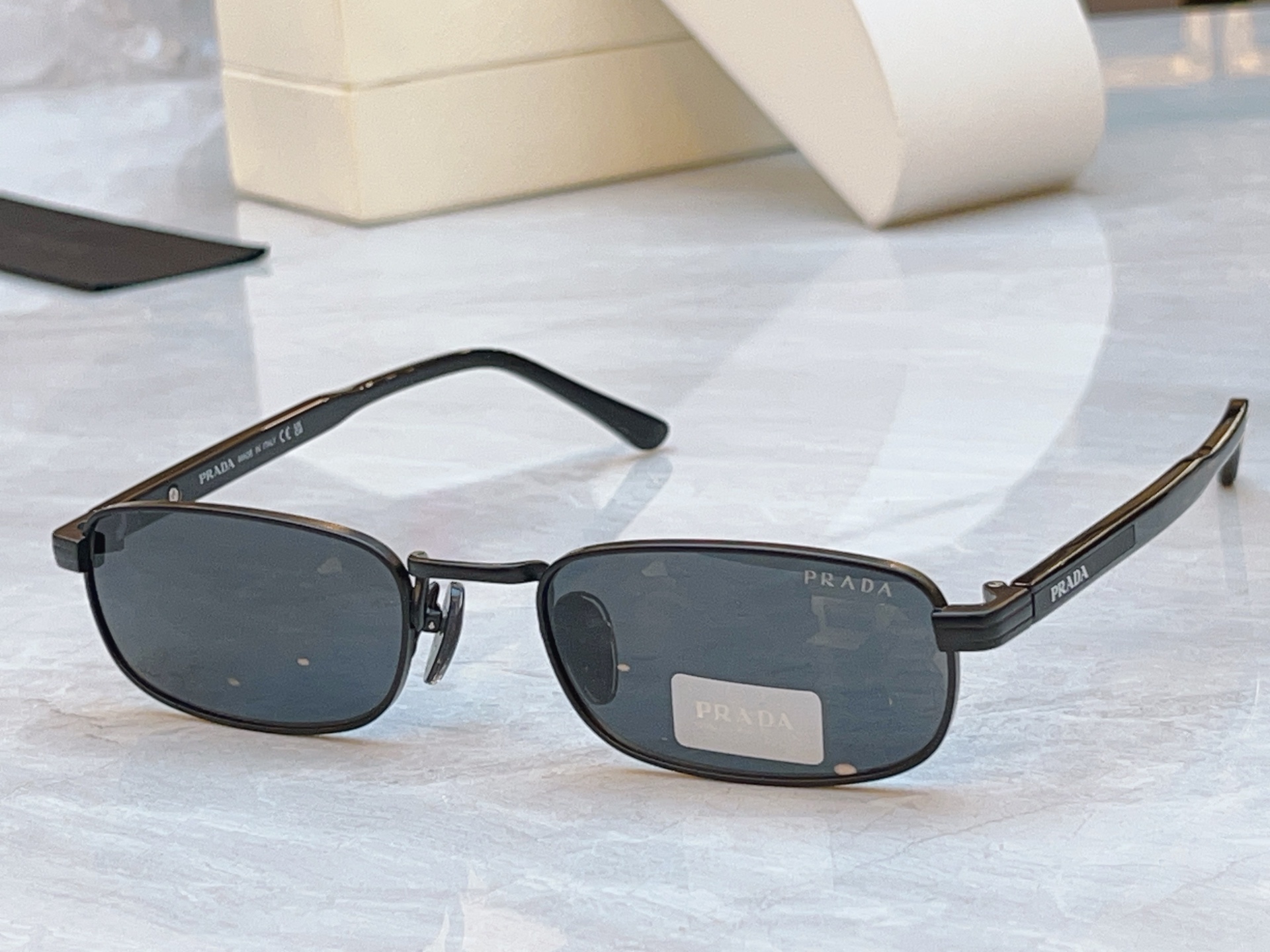 ，【PRAD*】普拉*达新款太阳镜🕶️，MODEL：PR D54S，SIZE：55口19-140