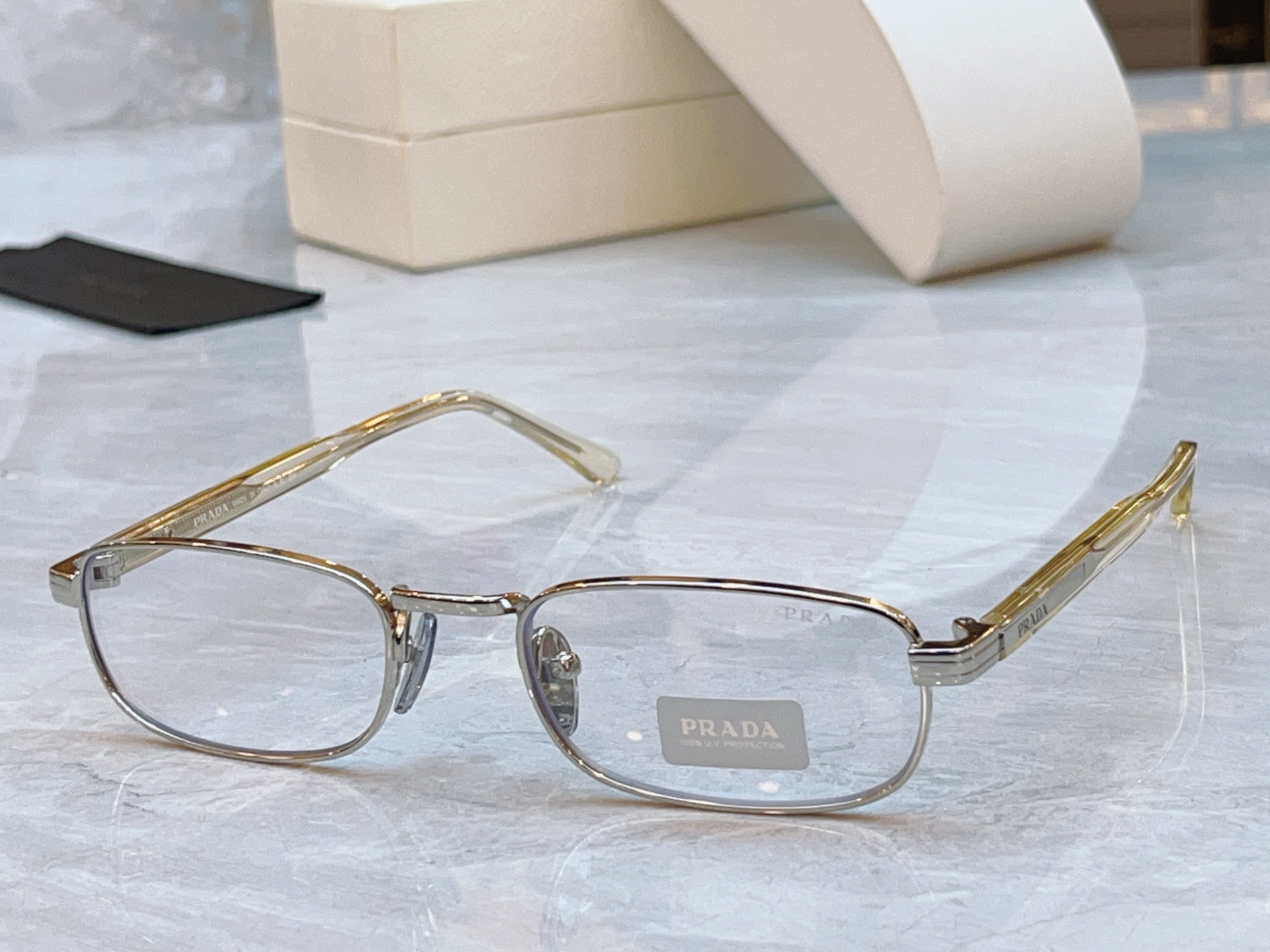 ，【PRAD*】普拉*达新款太阳镜🕶️，MODEL：PR D54S，SIZE：55口19-140