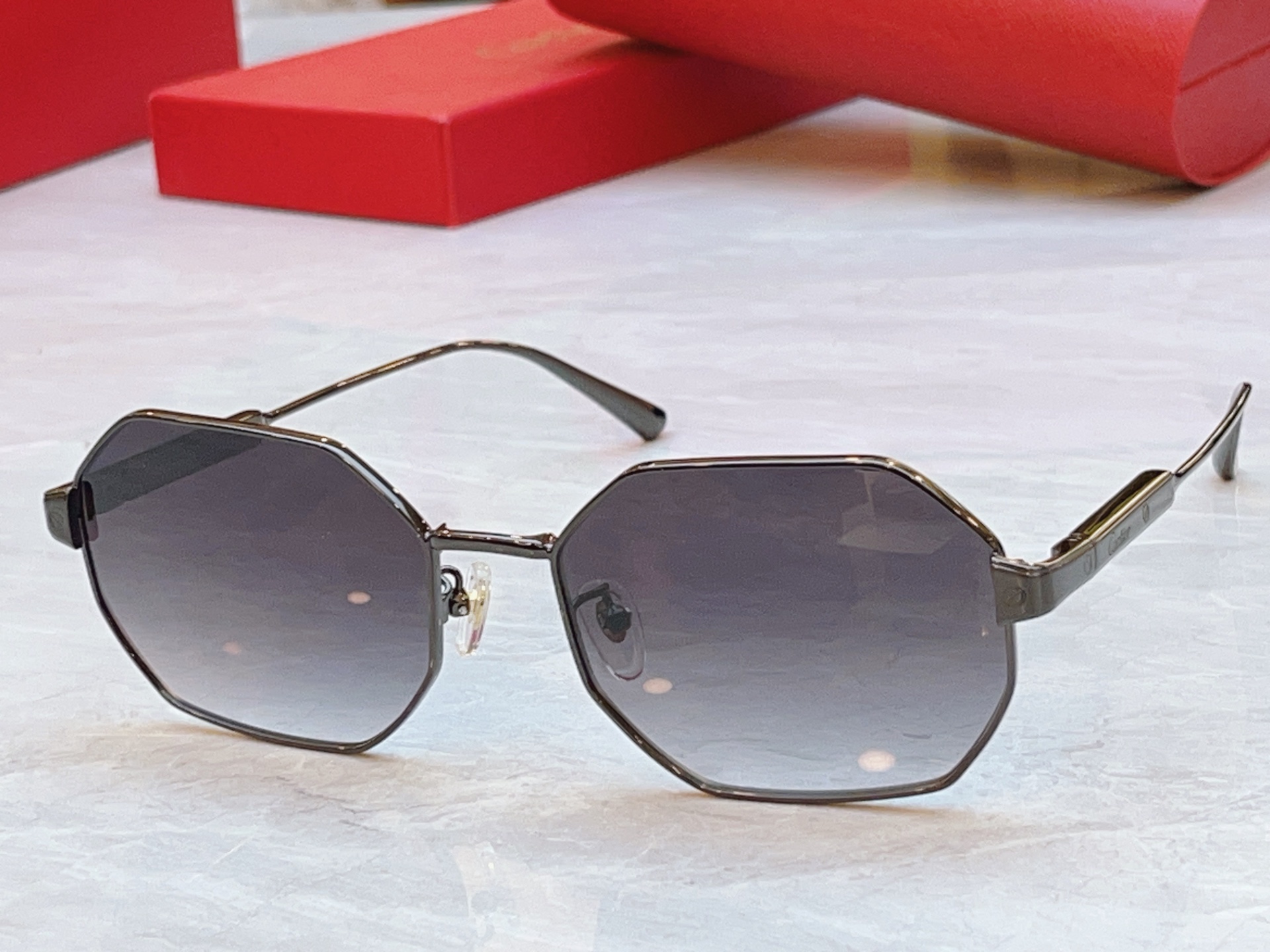 ，【CARTIE*】卡地*亚新款太阳镜，CT0491S，size: 58口18-145