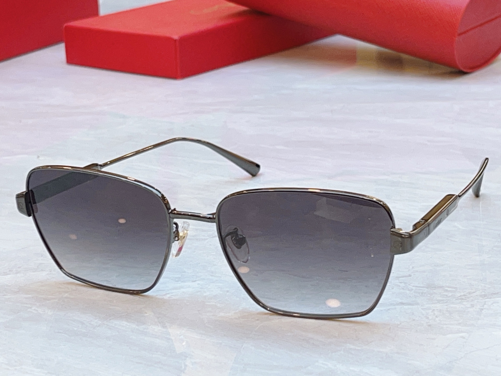 ，【CARTIE*】卡地*亚新款太阳镜，CT0498S，size: 59口18-145