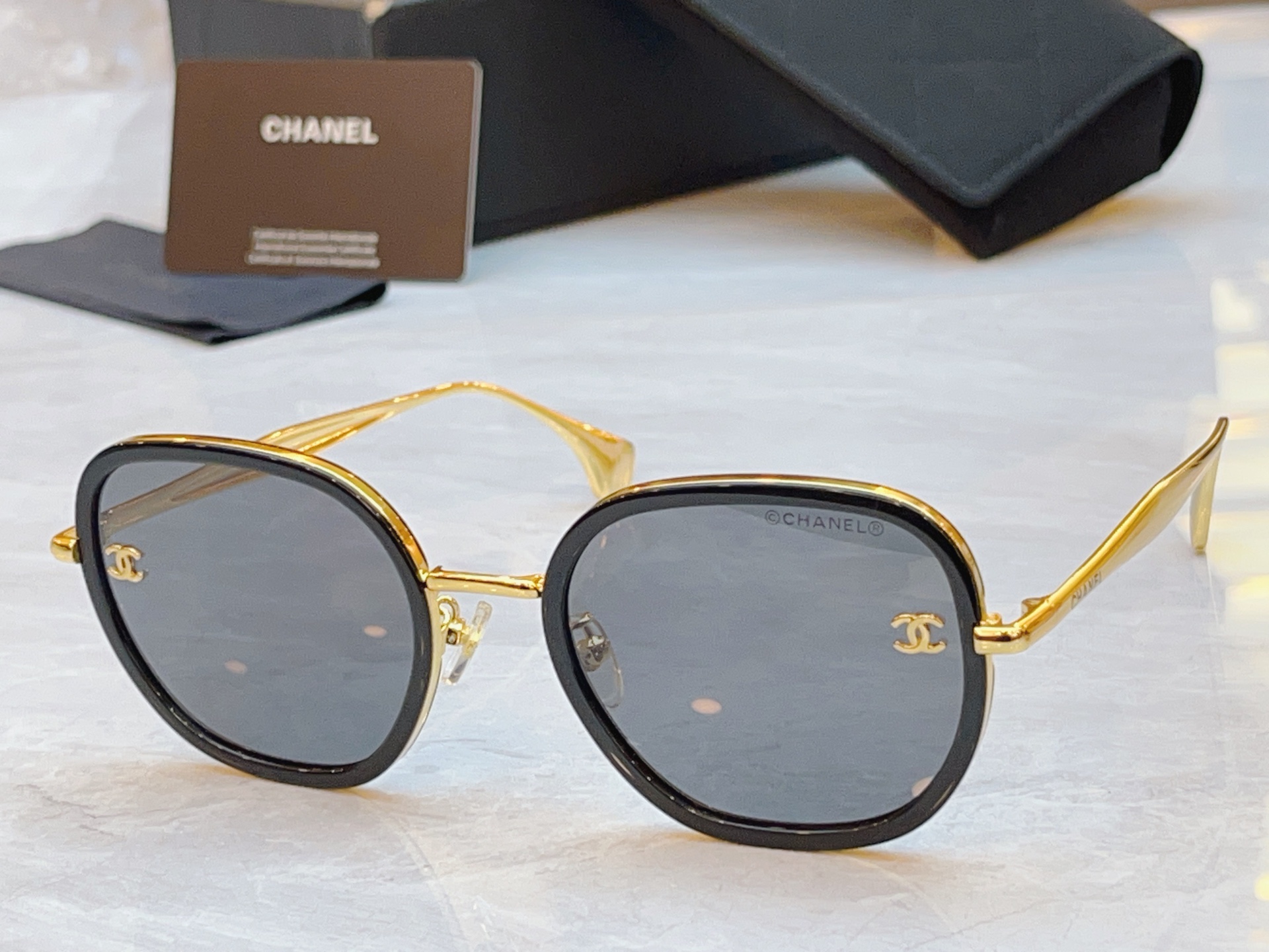，【CHANE*】香奈儿新款太阳镜，MODEL：CH5508-H，SIZE：55口22-145