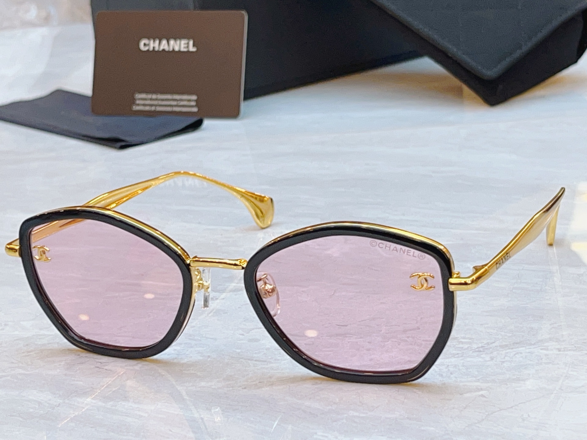 ，【CHANE*】香奈儿新款太阳镜，MODEL：CH5509-H，SIZE：58口22-145