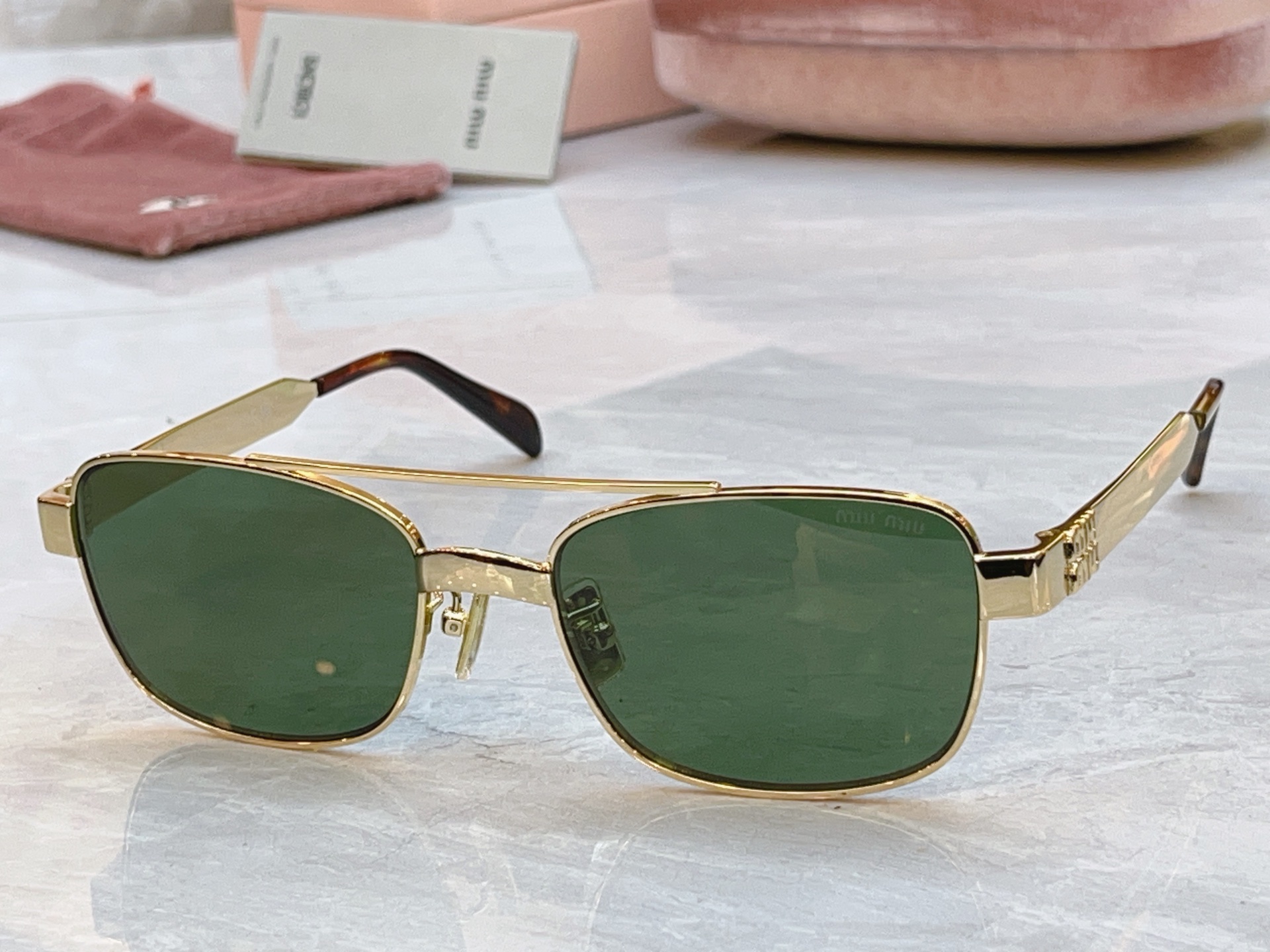 NO:866293,,【MIUMI*】Miu*Miao new sunglasses, Mod: SMU C52, SIZE: 56 mouth 19-glasses, sunglasses, sunglasses, glasses, miumiu19860909,【MIUMI*】缪*缪新款太阳镜,Mod:SMU C52,SIZE:56口19-眼镜墨镜太阳镜,眼镜,miumiu,glasses