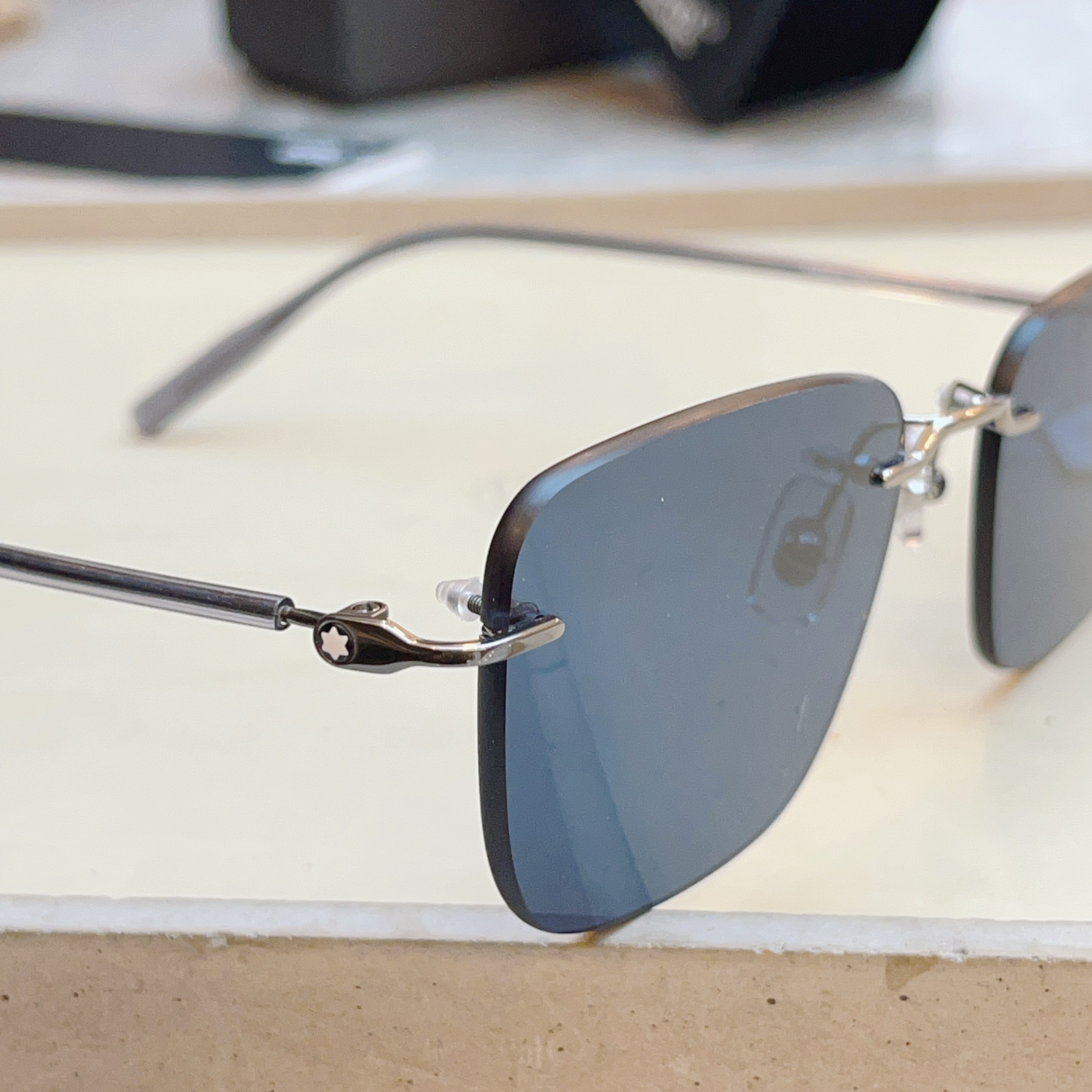，【MONT BLAN*】万宝*龙新款太阳镜，MODEL:MB0470S，SIZE:54口19-145 