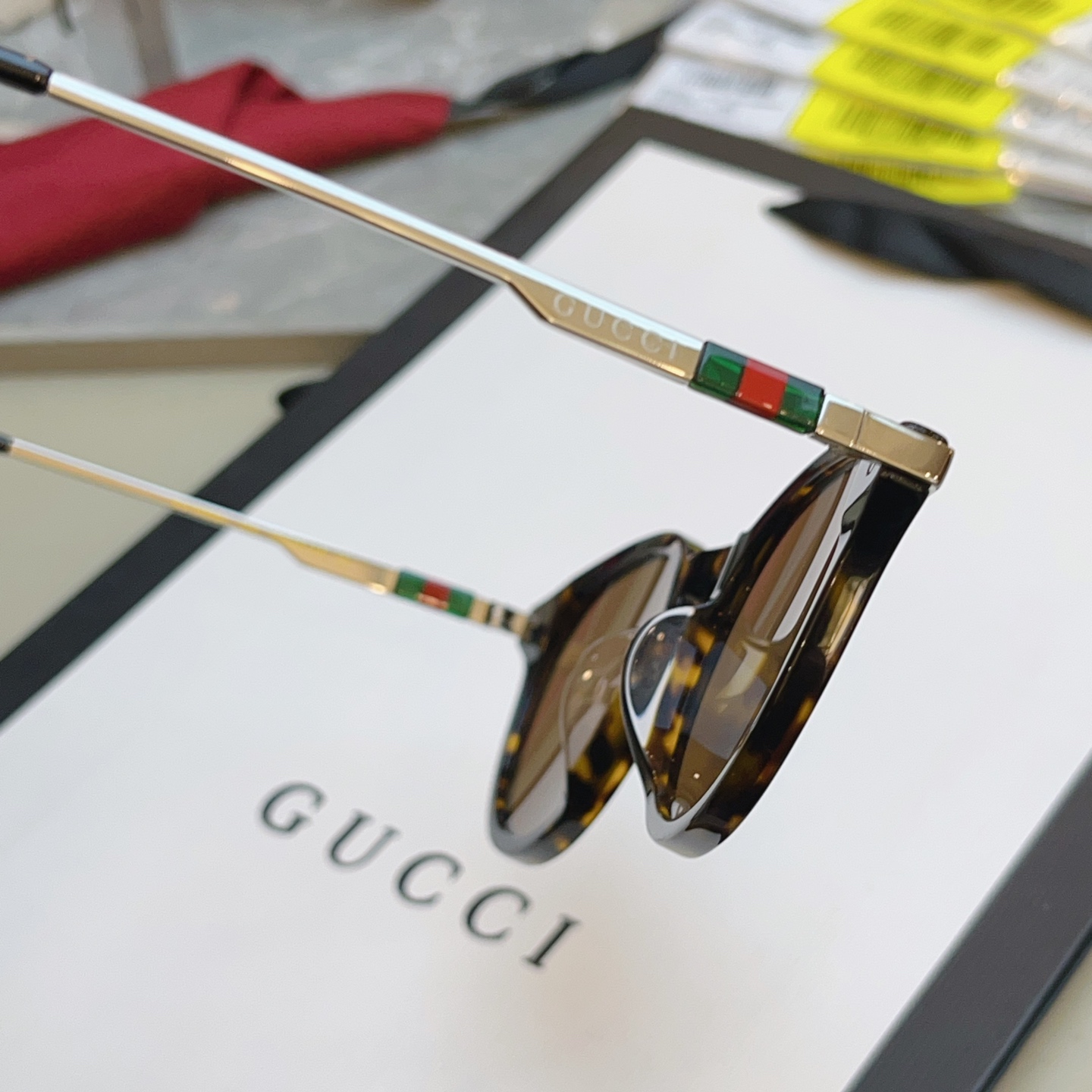 ，【GUCC*】古*驰新款太阳镜 高版本✨，MODEL：GG1890SA，SIZE:49口22-145 