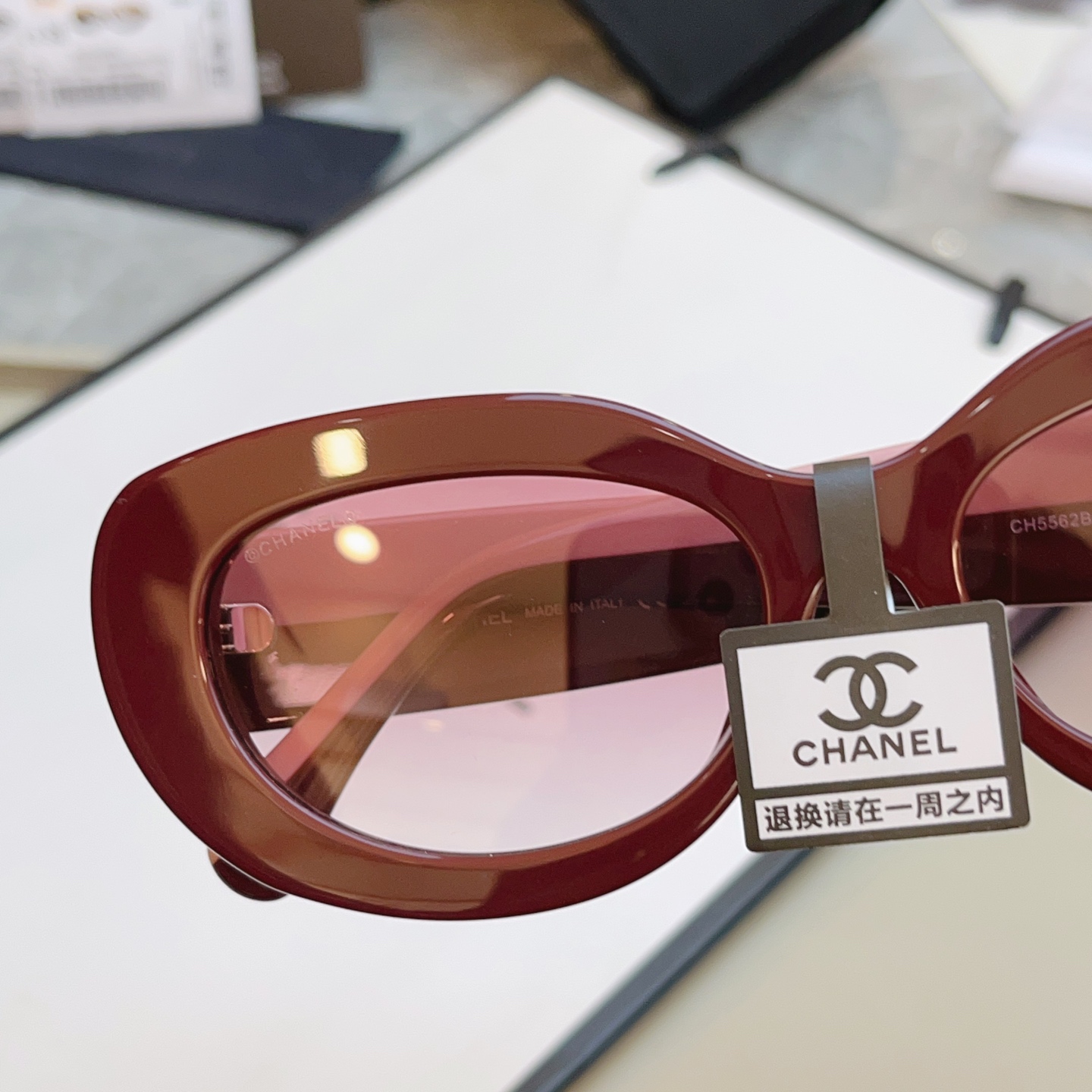 ，【CHANE*】香奈儿新款太阳镜 高版本✨，MODEL：CH5562B，SIZE：53口19-140