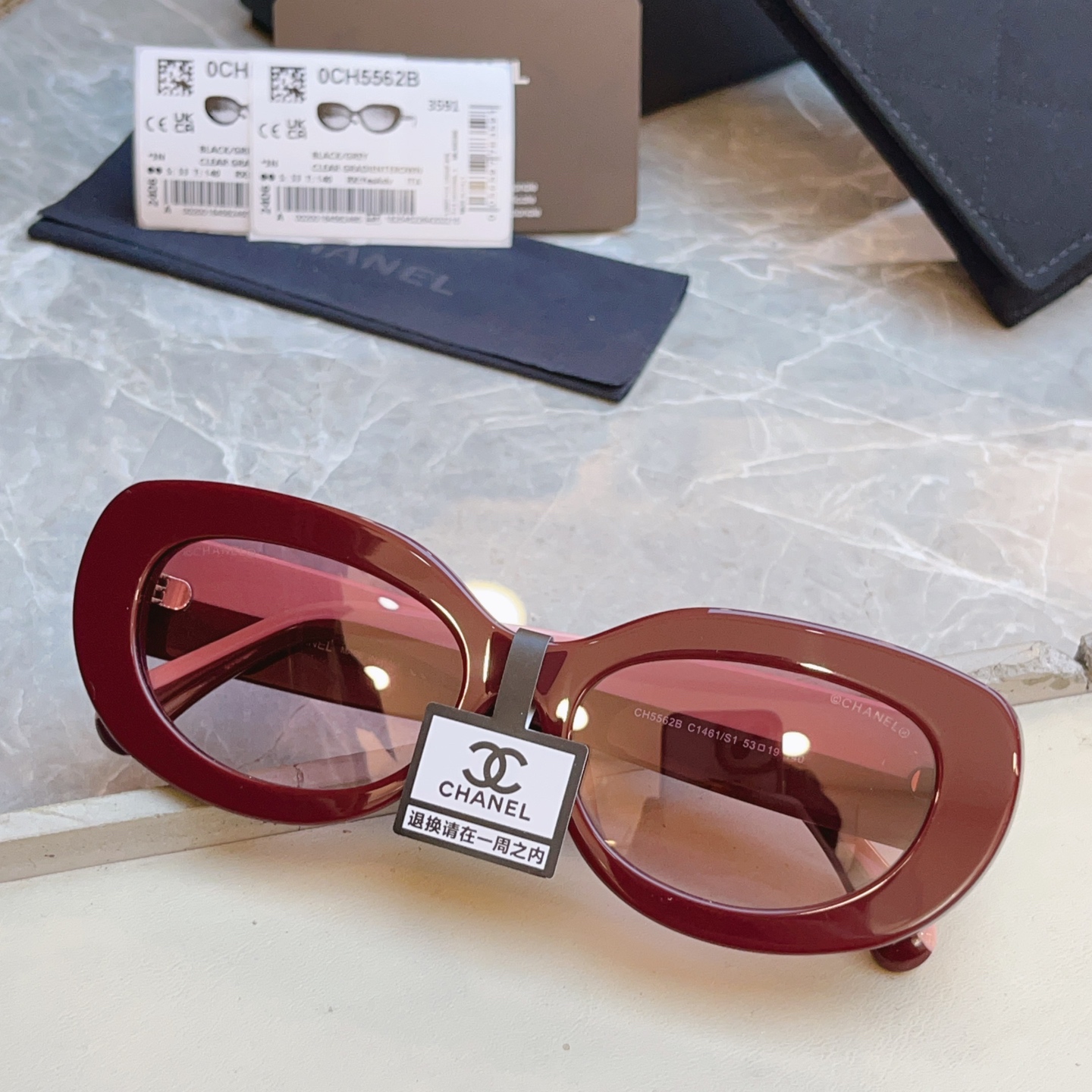 ，【CHANE*】香奈儿新款太阳镜 高版本✨，MODEL：CH5562B，SIZE：53口19-140