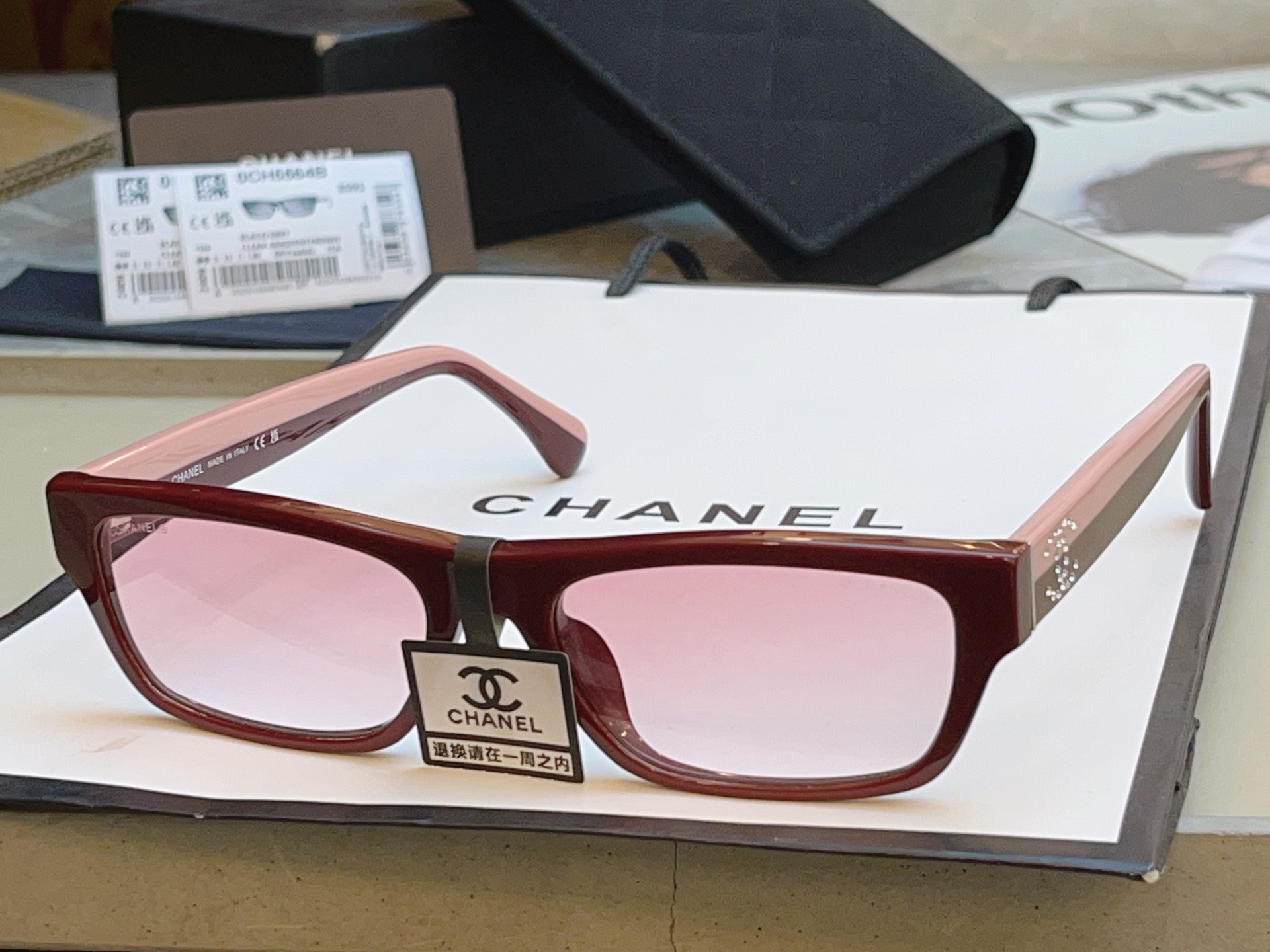 ，【CHANE*】香奈儿新款太阳镜 高版本✨，MODEL：CH5564-B，SIZE：55口17-140