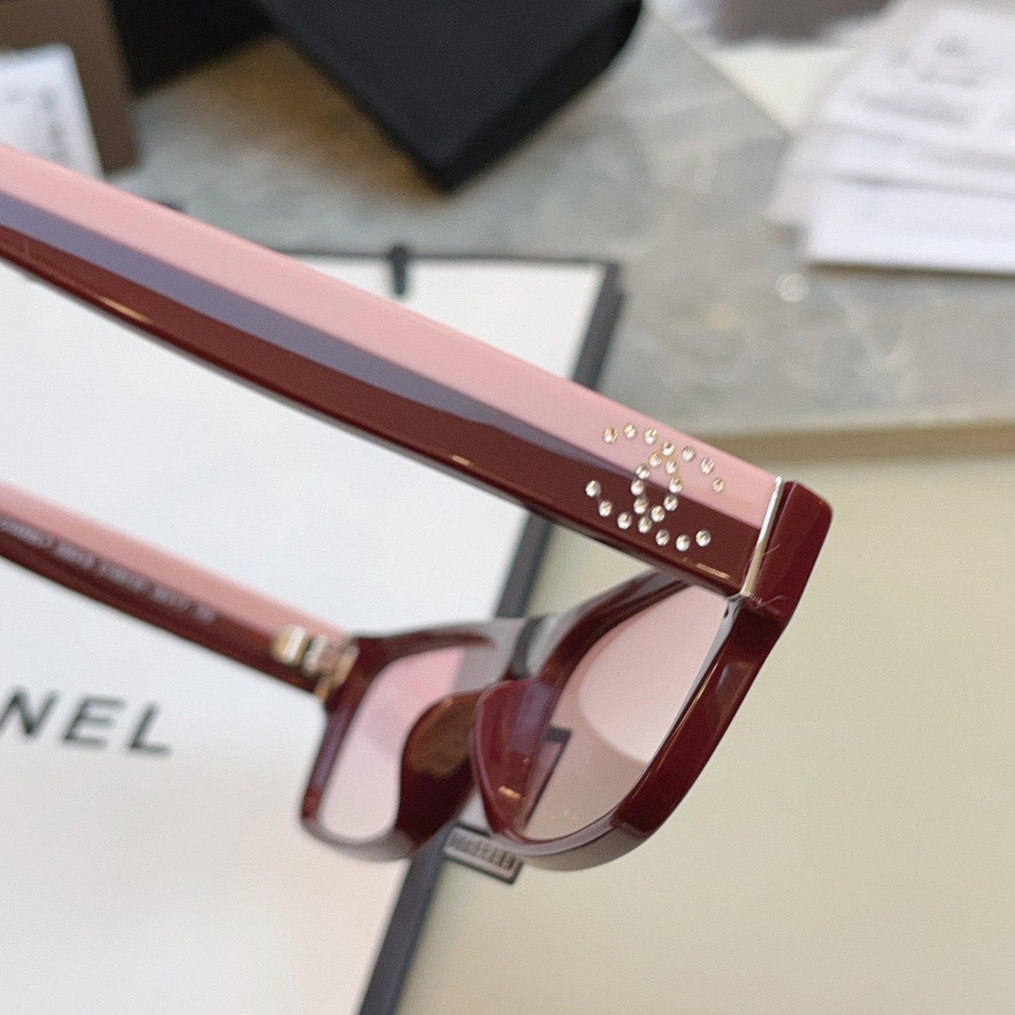 ，【CHANE*】香奈儿新款太阳镜 高版本✨，MODEL：CH5564-B，SIZE：55口17-140