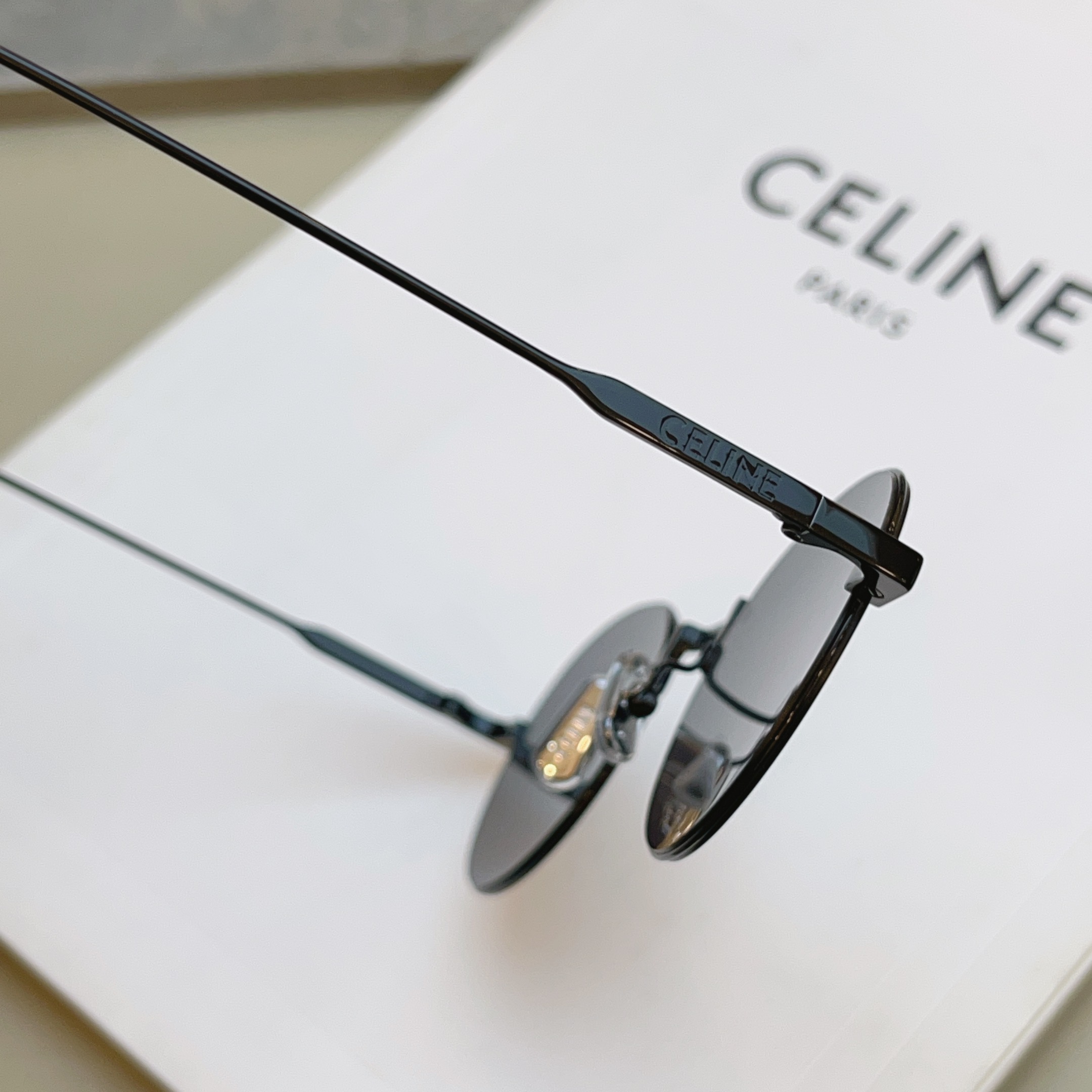 【CELIN*】赛*琳新款太阳镜 高品质✨， MODEL:CL40346U，SIZE: 49口20-14