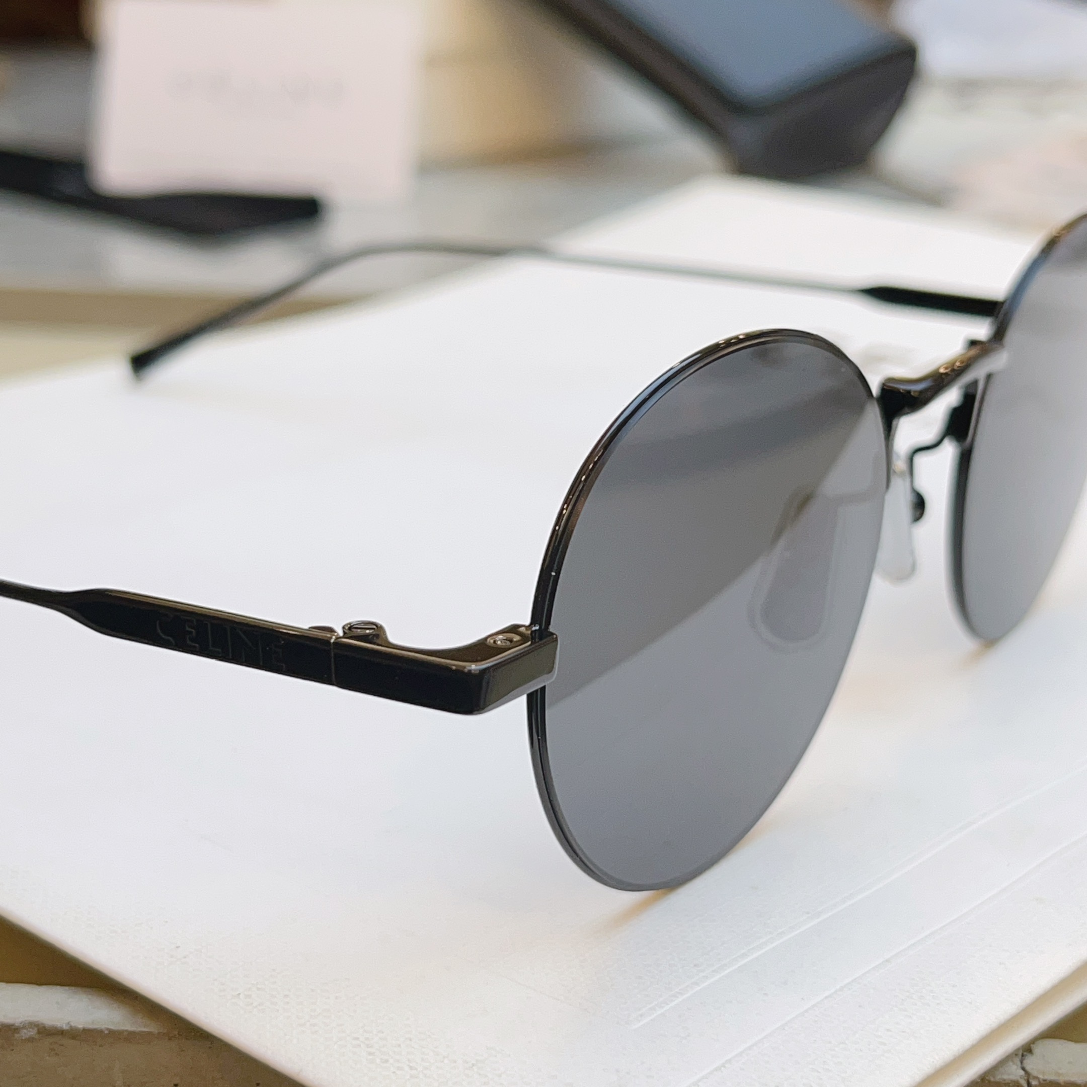 【CELIN*】赛*琳新款太阳镜 高品质✨， MODEL:CL40346U，SIZE: 49口20-14