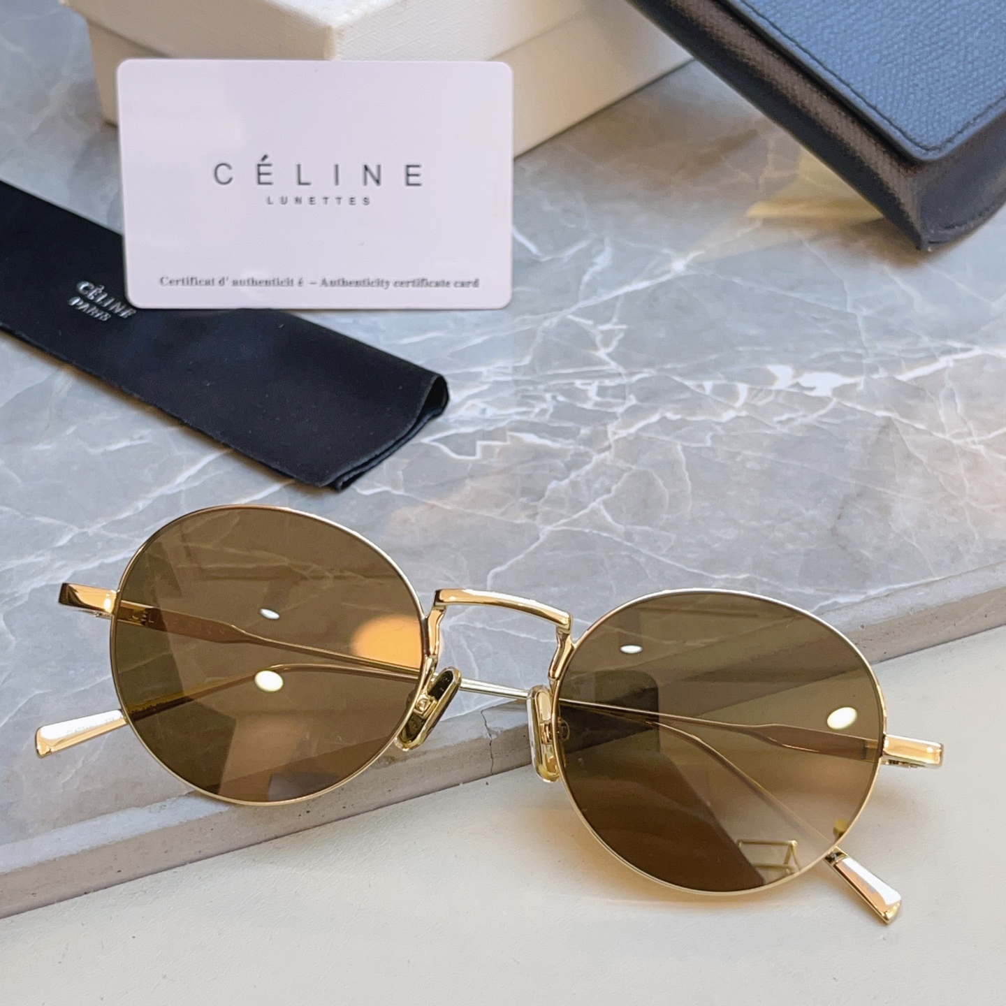 ，【CELIN*】赛*琳新款太阳镜 高品质✨， MODEL:CL40346U，SIZE: 49口20-140