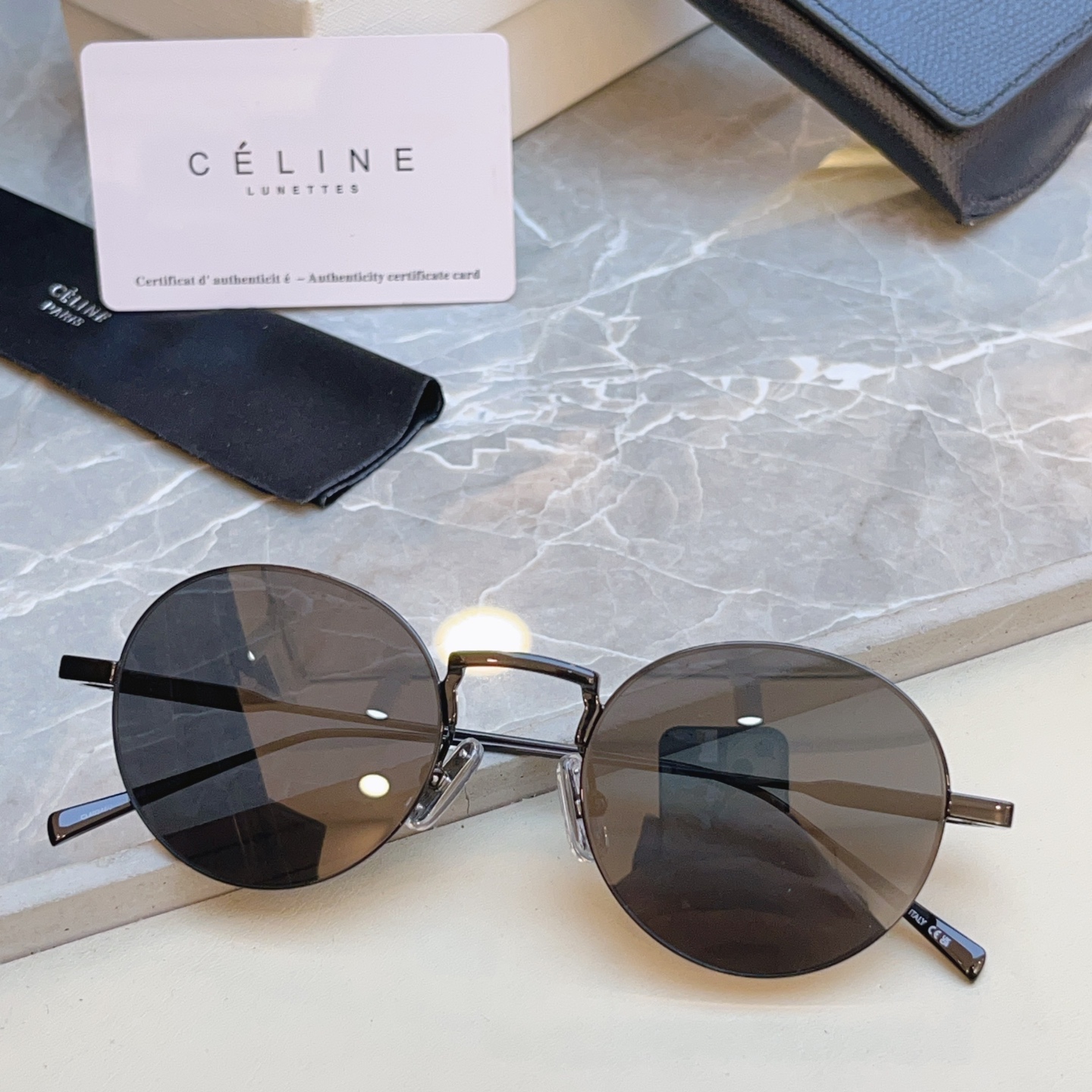 ，【CELIN*】赛*琳新款太阳镜 高品质✨， MODEL:CL40346U，SIZE: 49口20-140