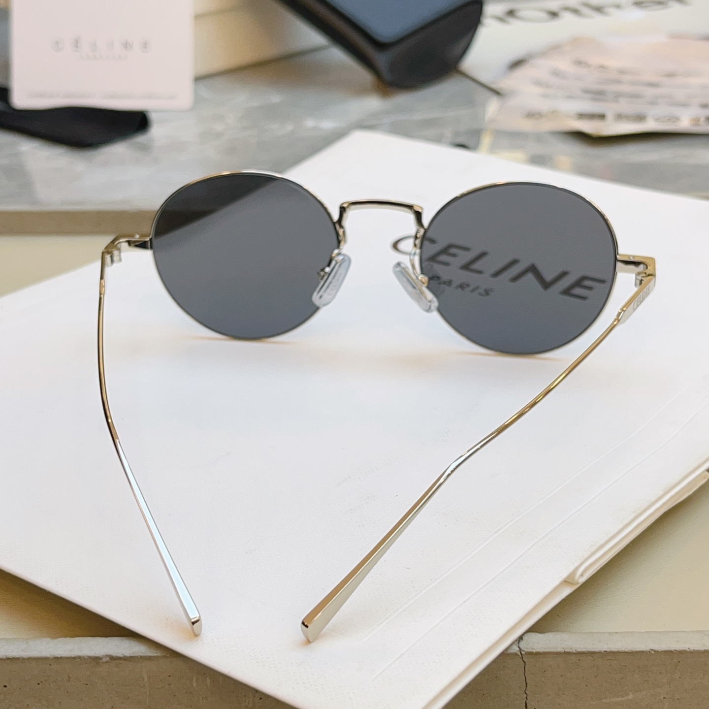 ，【CELIN*】赛*琳新款太阳镜 高品质✨， MODEL:CL40346U，SIZE: 49口20-140