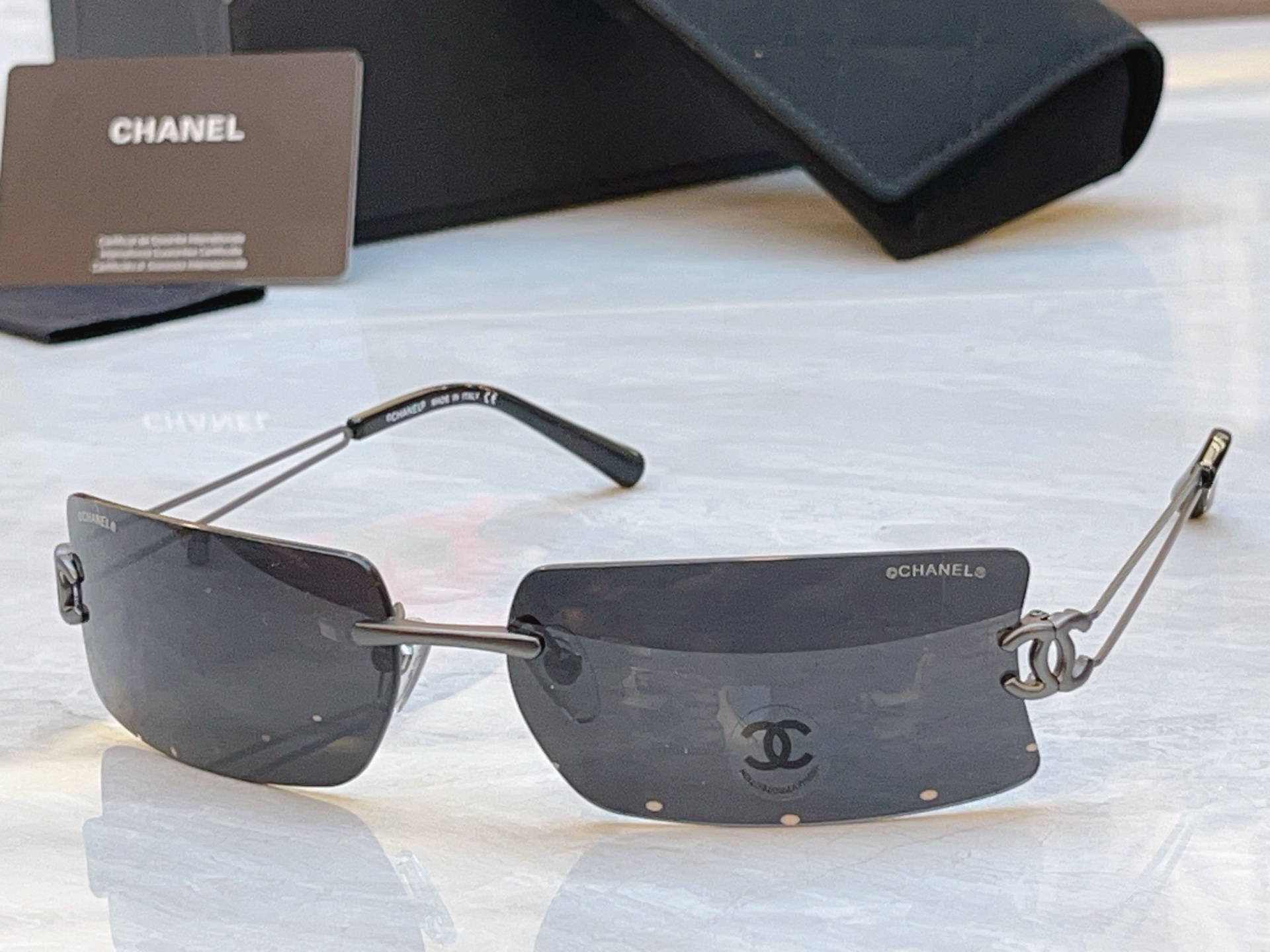 【CHANE*】香奈儿新款太阳镜，MODEL：CH4051，SIZE：63口15-145