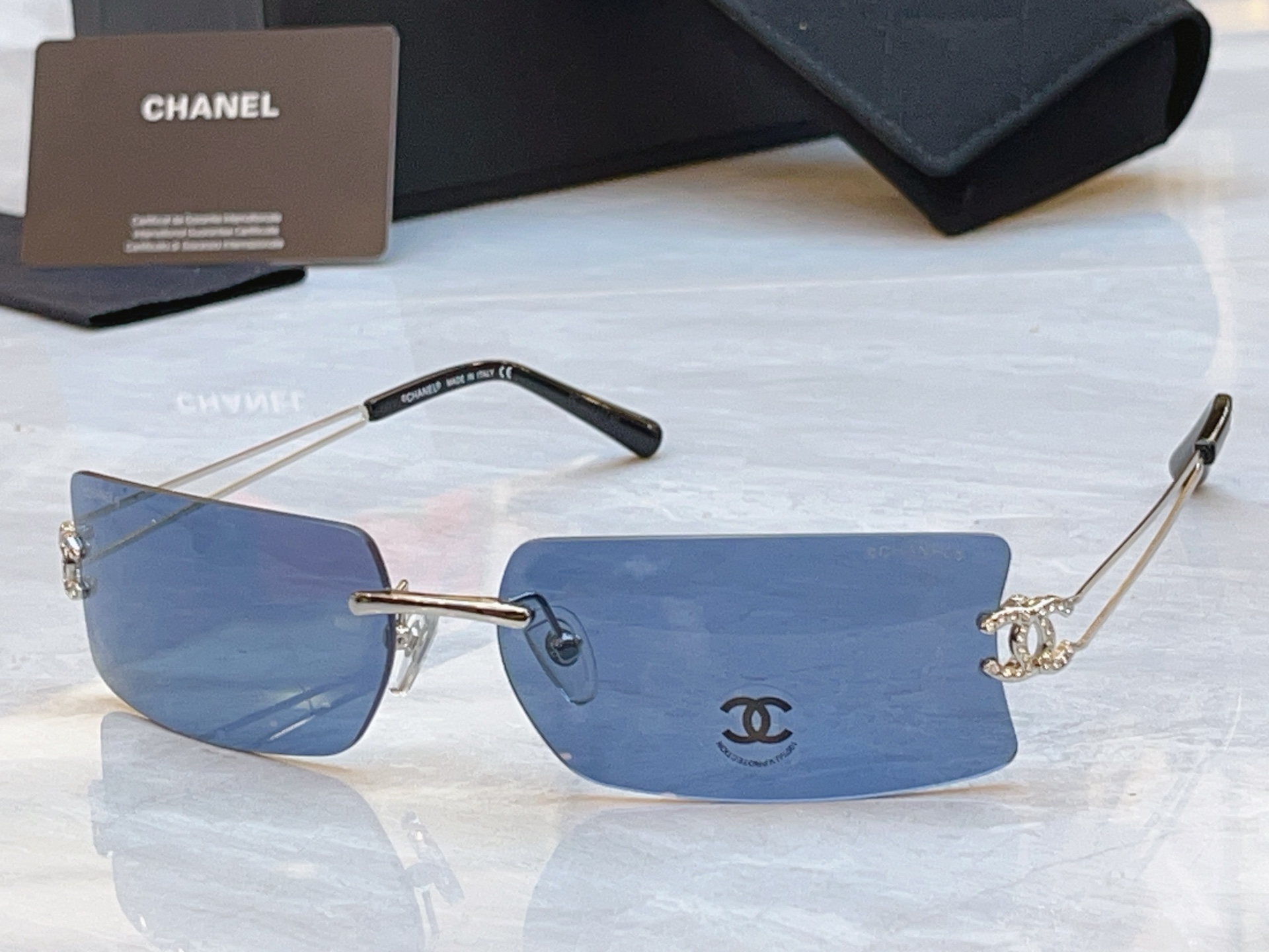 【CHANE*】香奈儿新款太阳镜，MODEL：CH4051，SIZE：63口15-145