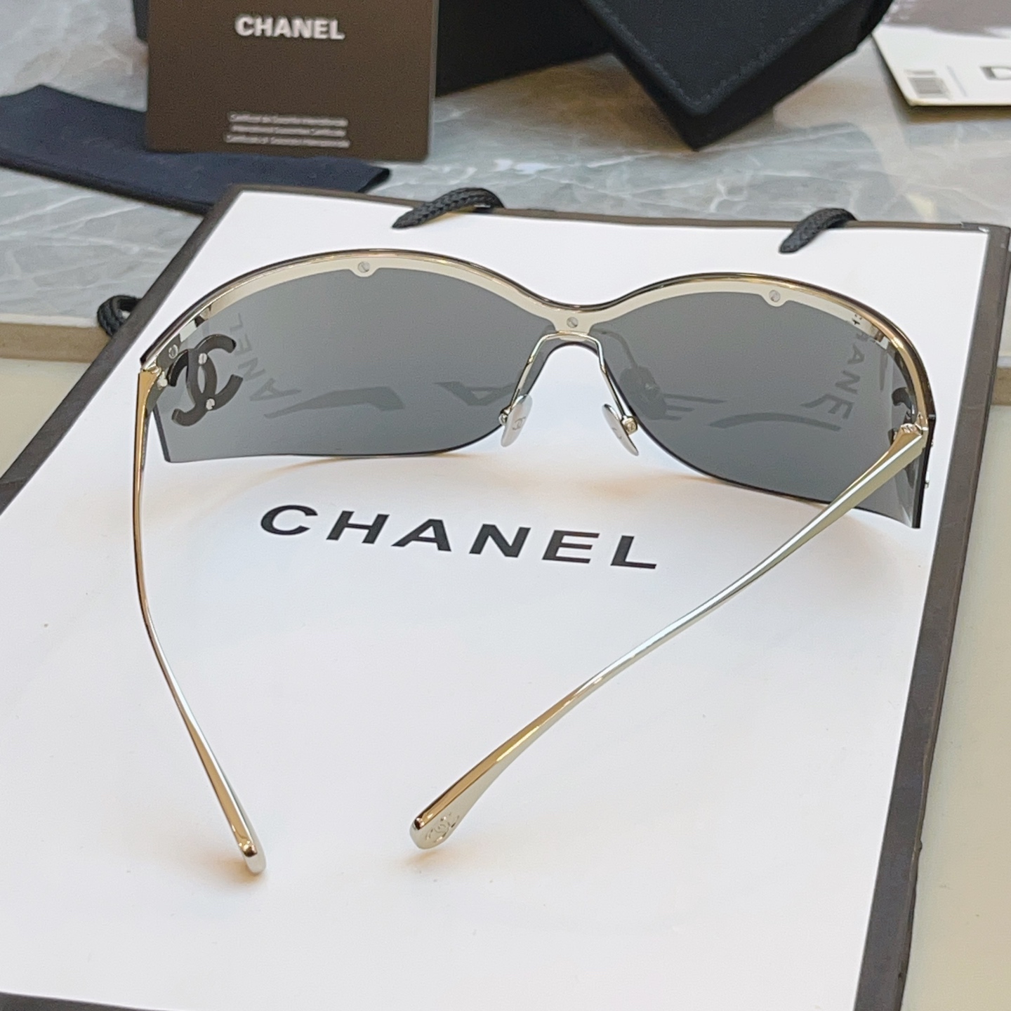 【CHANE*】香奈儿新款太阳镜 高版本✨，MODEL：CH9582，SIZE：142口0-115