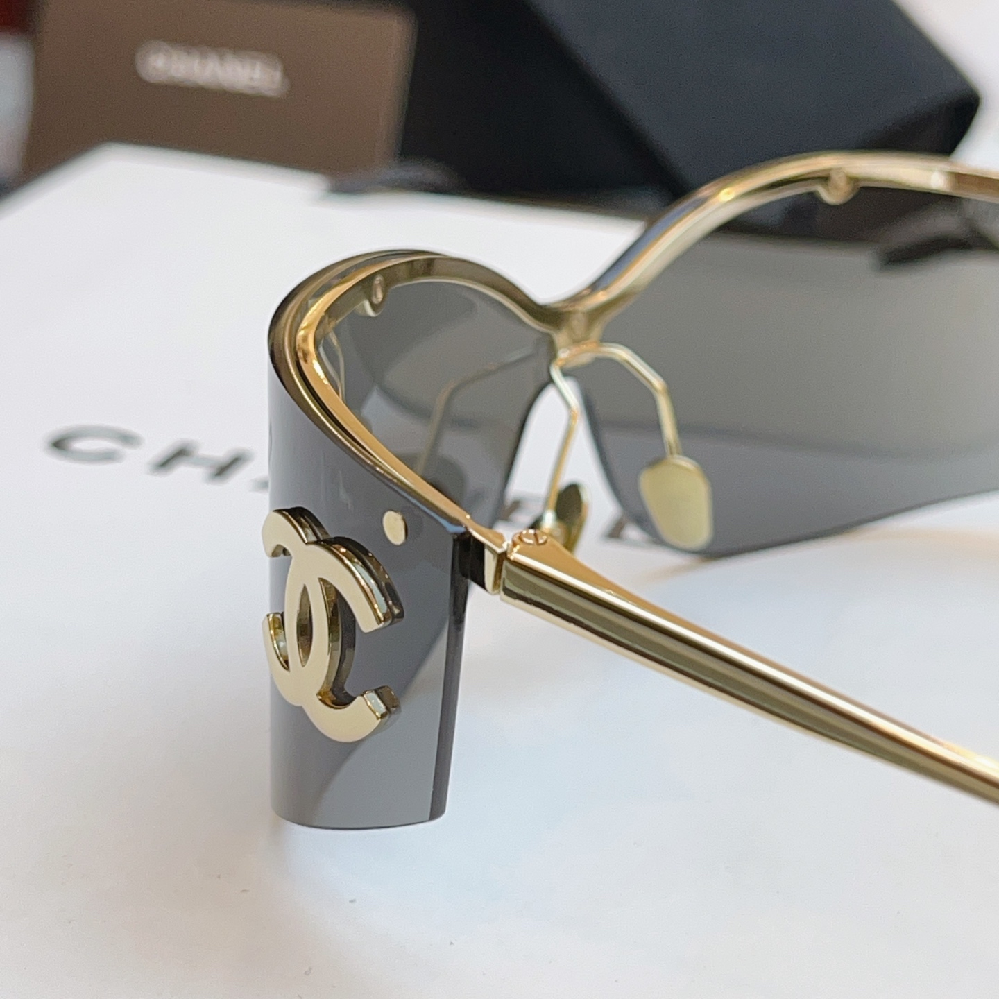 【CHANE*】香奈儿新款太阳镜 高版本✨，MODEL：CH9582，SIZE：142口0-115