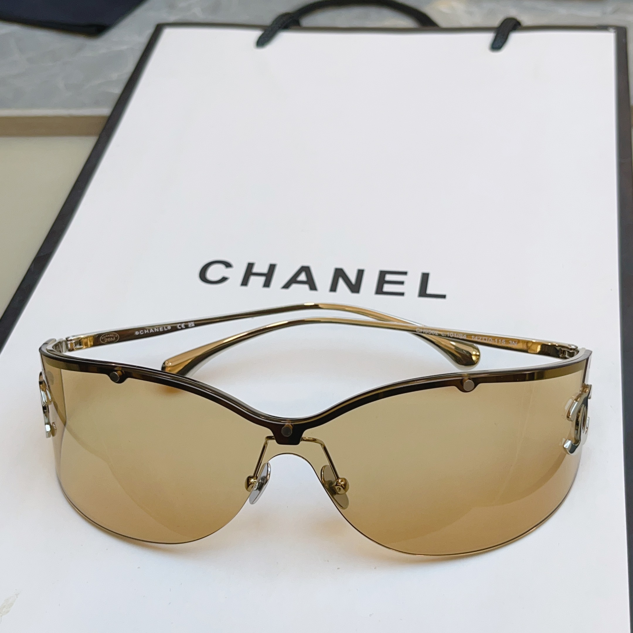 【CHANE*】香奈儿新款太阳镜 高版本✨，MODEL：CH9582，SIZE：142口0-115