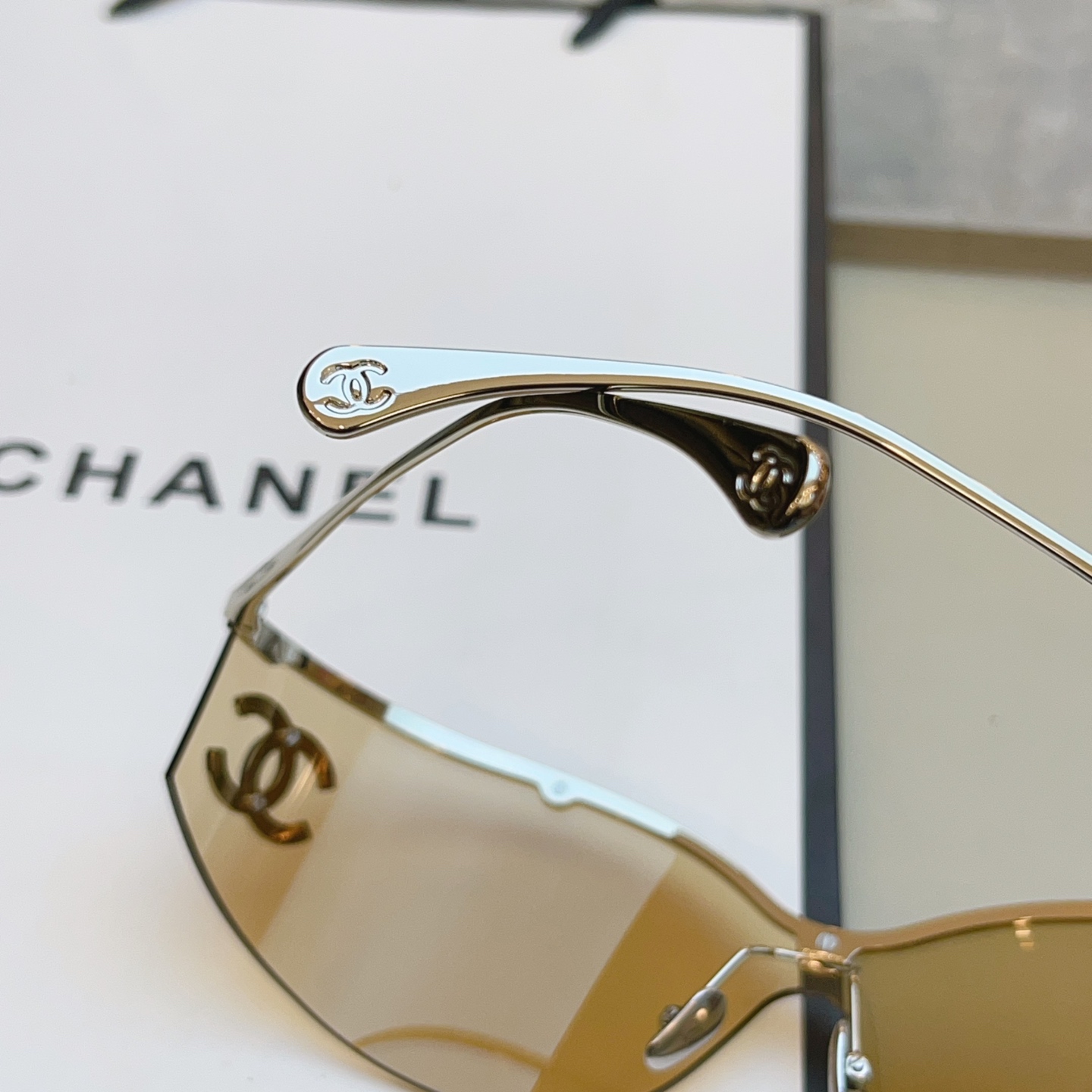 【CHANE*】香奈儿新款太阳镜 高版本✨，MODEL：CH9582，SIZE：142口0-115