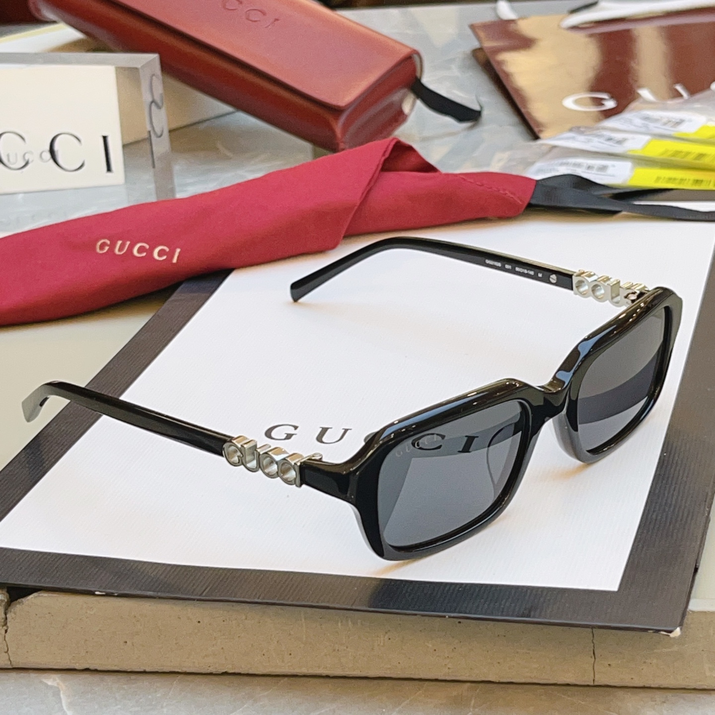 NO:947635,,【GUCC*】G*Chi new sunglasses high version,MODELGG2152S,SIZE50 mouth 18-140 M glasses sunglasses sunglasses,glasses,gucci19860909,【GUCC*】古*驰新款太阳镜 高版本,MODELGG2152S,SIZE50口18-140 M眼镜墨镜太阳镜,眼镜,gucci,glasses