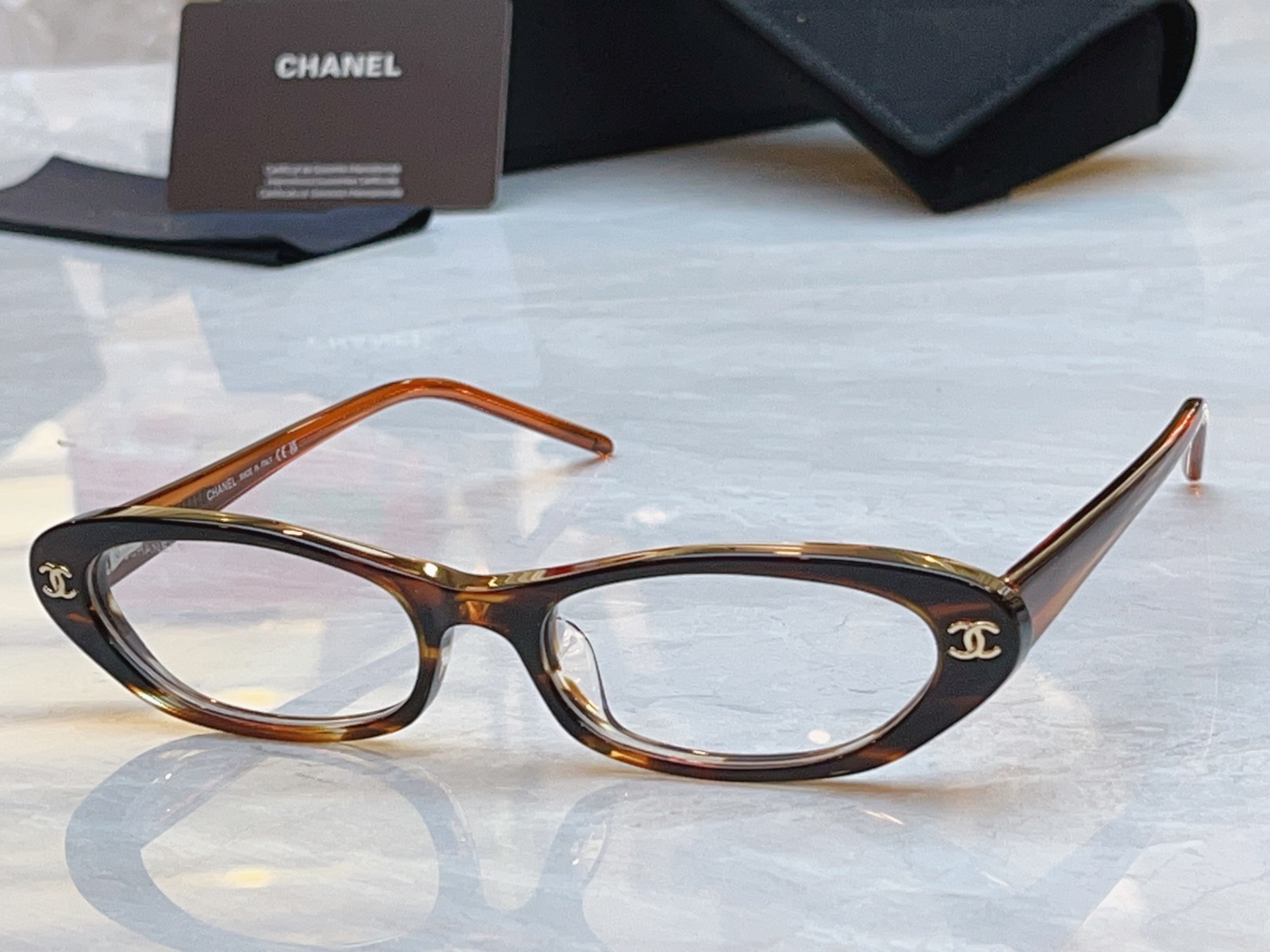 【CHANE*】香奈儿新款眼镜架，MODEL：CH3025，SIZE：52口17-140