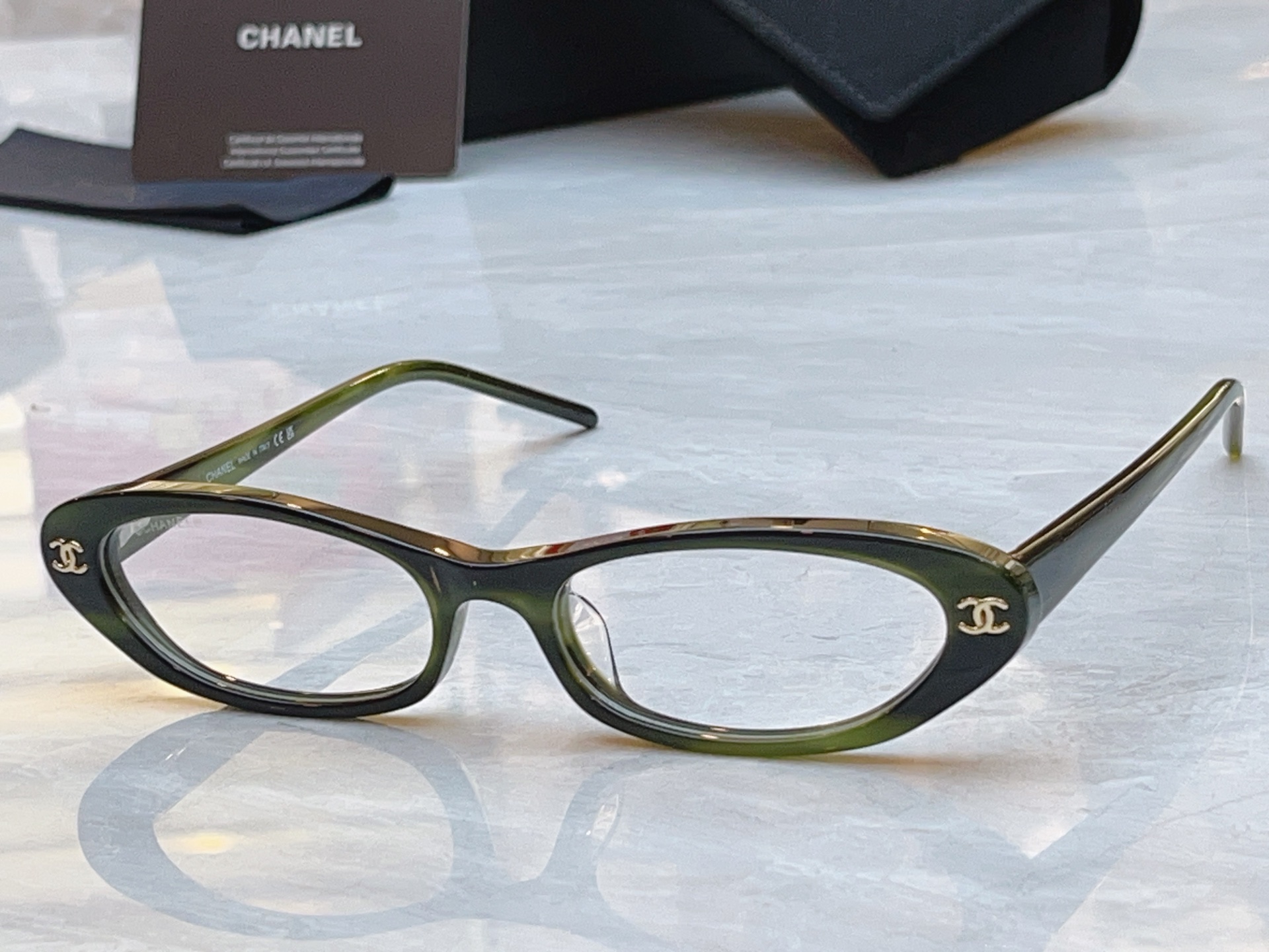 【CHANE*】香奈儿新款眼镜架，MODEL：CH3025，SIZE：52口17-140