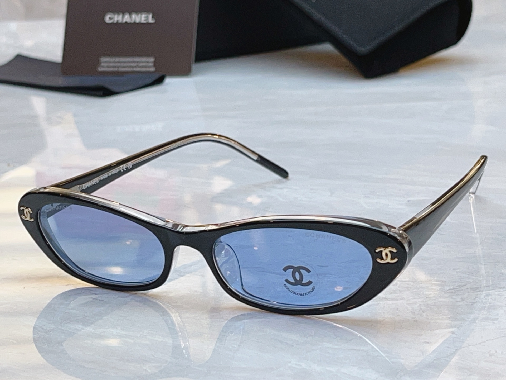 【CHANE*】香奈儿新款太阳镜，MODEL：CH3025，SIZE：52口17-140