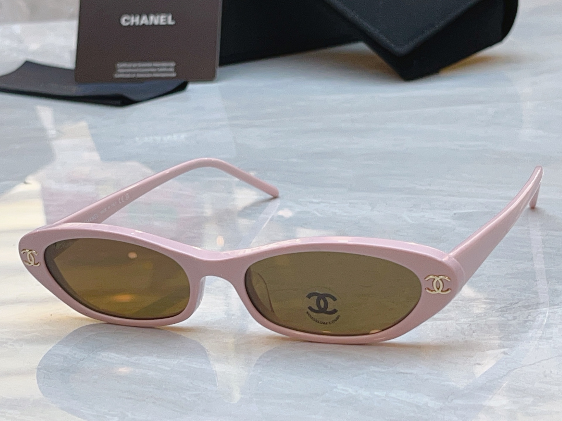 【CHANE*】香奈儿新款太阳镜，MODEL：CH3025，SIZE：52口17-140