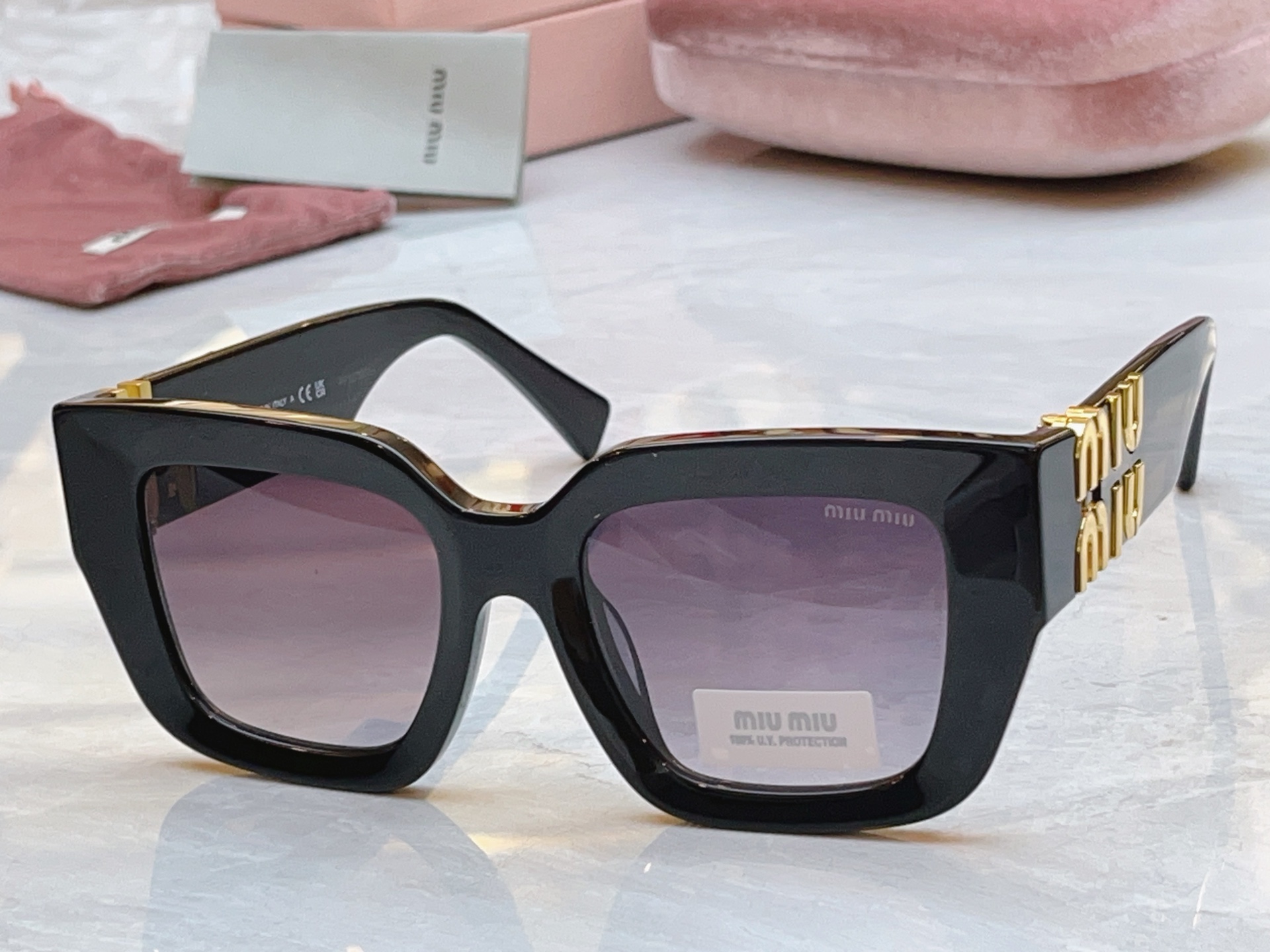 NO:897549,,【MIUMI*】Miu*Miao new sunglasses, Mod: MU B05-F, SIZE: 51 mouth 20-135 glasses sunglasses, glasses, miumiu19860909,【MIUMI*】缪*缪新款太阳镜,Mod:MU B05-F,SIZE:51口20-135眼镜墨镜太阳镜,眼镜,miumiu,glasses