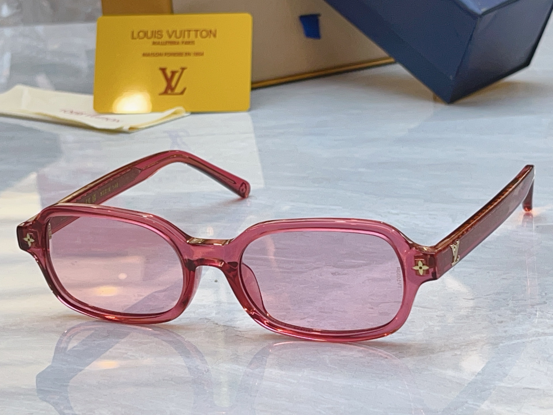 NO:897511,, [LOUIS VUITTO*] Louis Vuitton new sunglasses, MODELZ3222U, SIZE53 mouth 18-145 glasses sunglasses, glasses, louis vuitton, louis vuitton19860909,【LOUIS VUITTO*】路易*威登新款太阳镜,MODELZ3222U,SIZE53口18-145眼镜墨镜太阳镜,眼镜,louis vuitton,louis vuitton,glasses