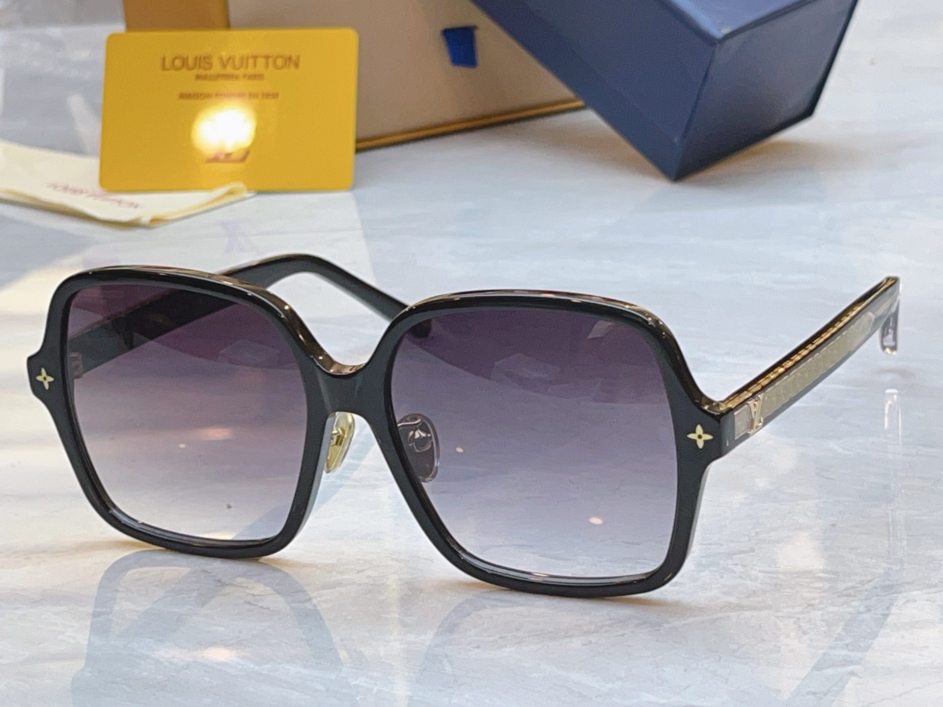 【LOUIS VUITTO*】路易*威登新款太阳镜，MODEL：Z3044E，SIZE：58口17-14