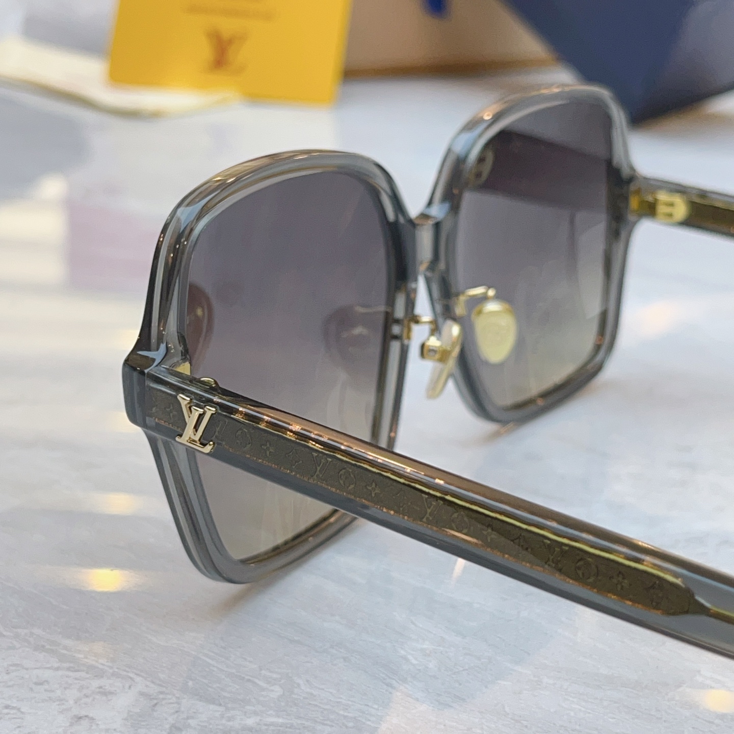 【LOUIS VUITTO*】路易*威登新款太阳镜，MODEL：Z3044E，SIZE：58口17-14