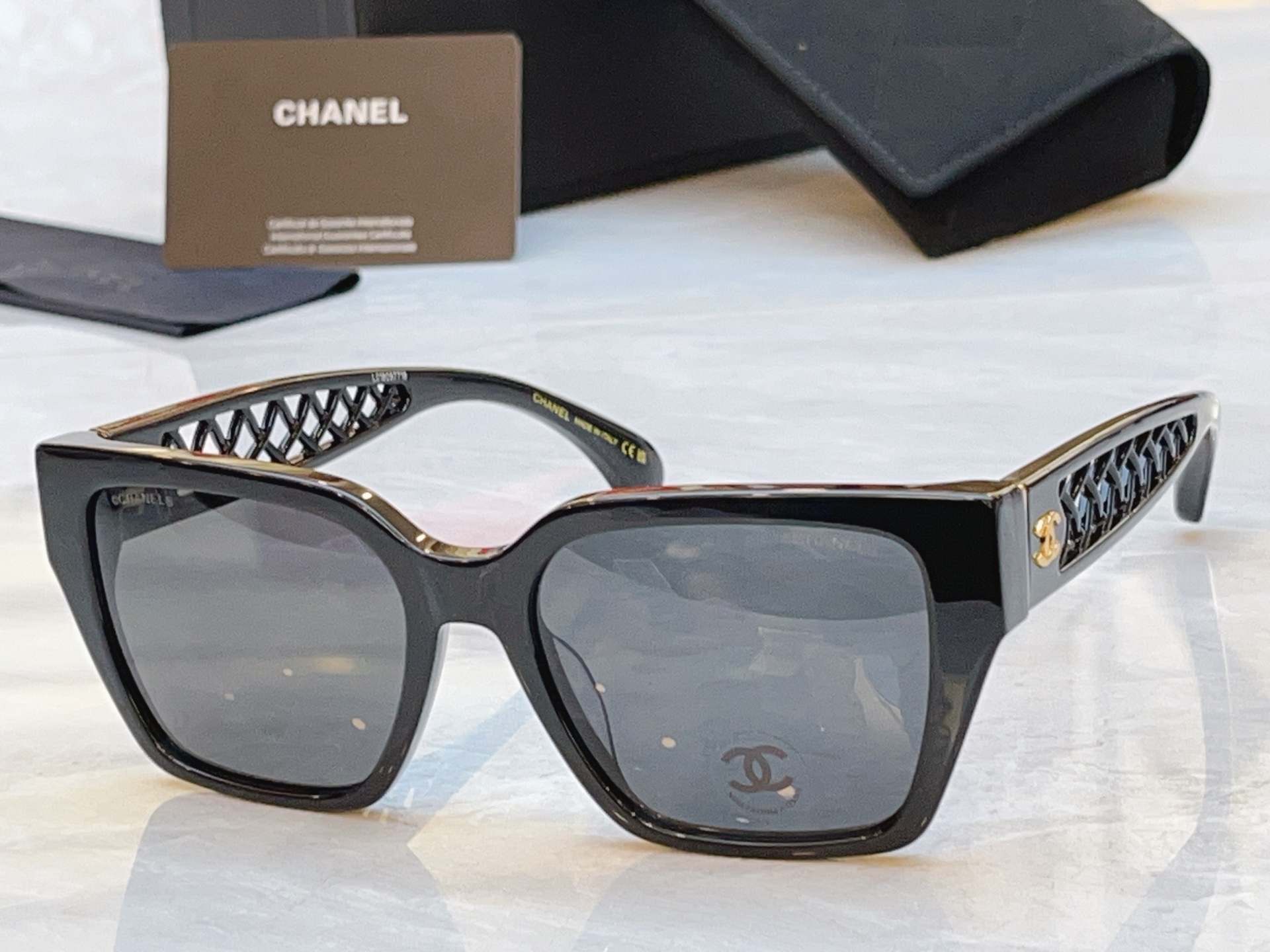 【CHANE*】香奈儿新款太阳镜，MODEL：CH3517，SIZE：54口17-135