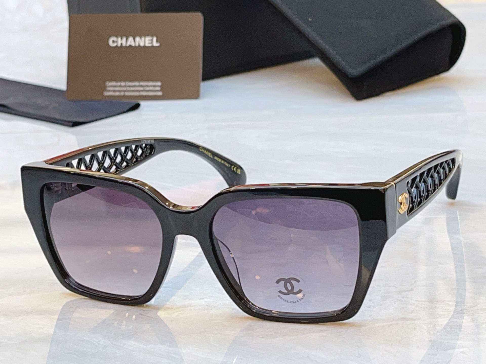 【CHANE*】香奈儿新款太阳镜，MODEL：CH3517，SIZE：54口17-135