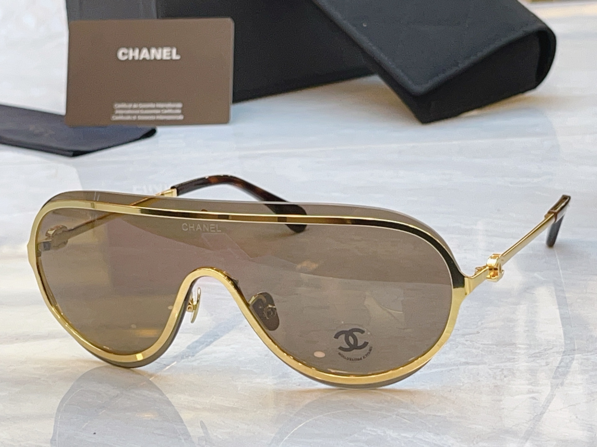 【CHANE*】香奈儿新款太阳镜，MODEL：A71786，SIZE：145口130