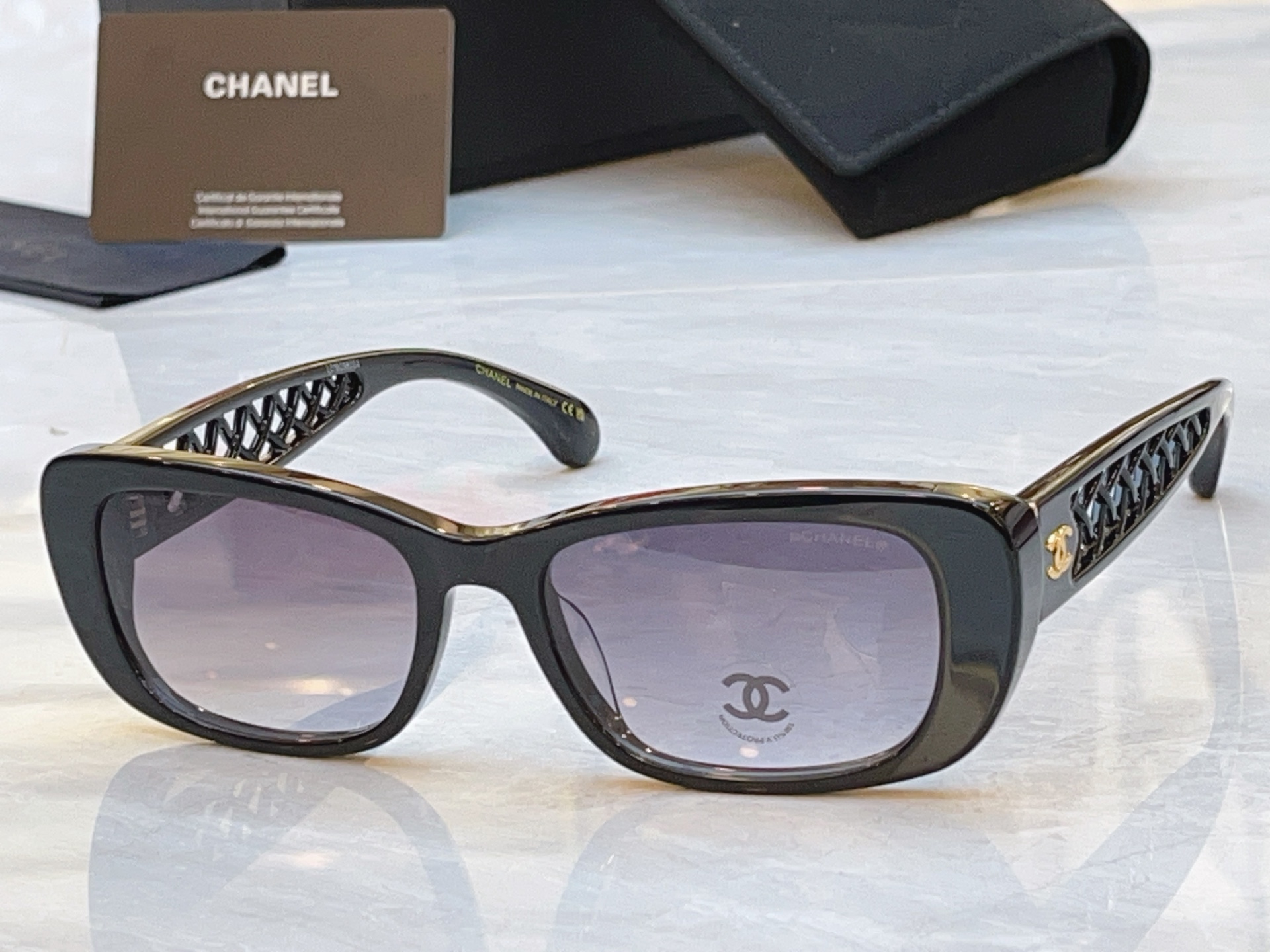 【CHANE*】香奈儿新款太阳镜，MODEL：CH3518，SIZE：54口17-135