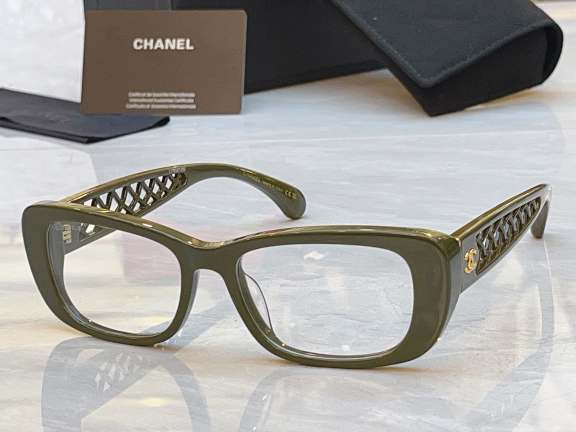 【CHANE*】香奈儿新款太阳镜，MODEL：CH3518，SIZE：54口17-135