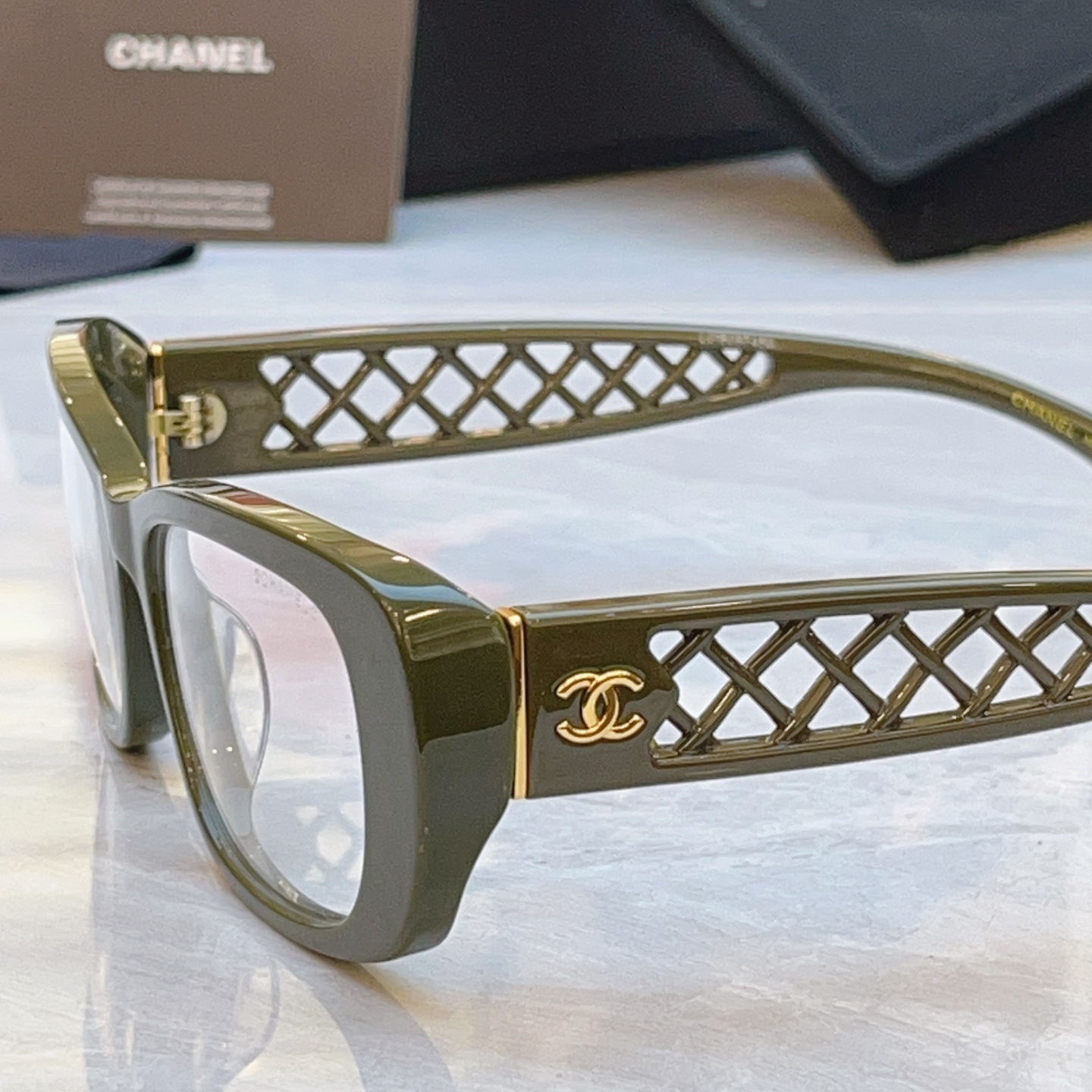 【CHANE*】香奈儿新款太阳镜，MODEL：CH3518，SIZE：54口17-135