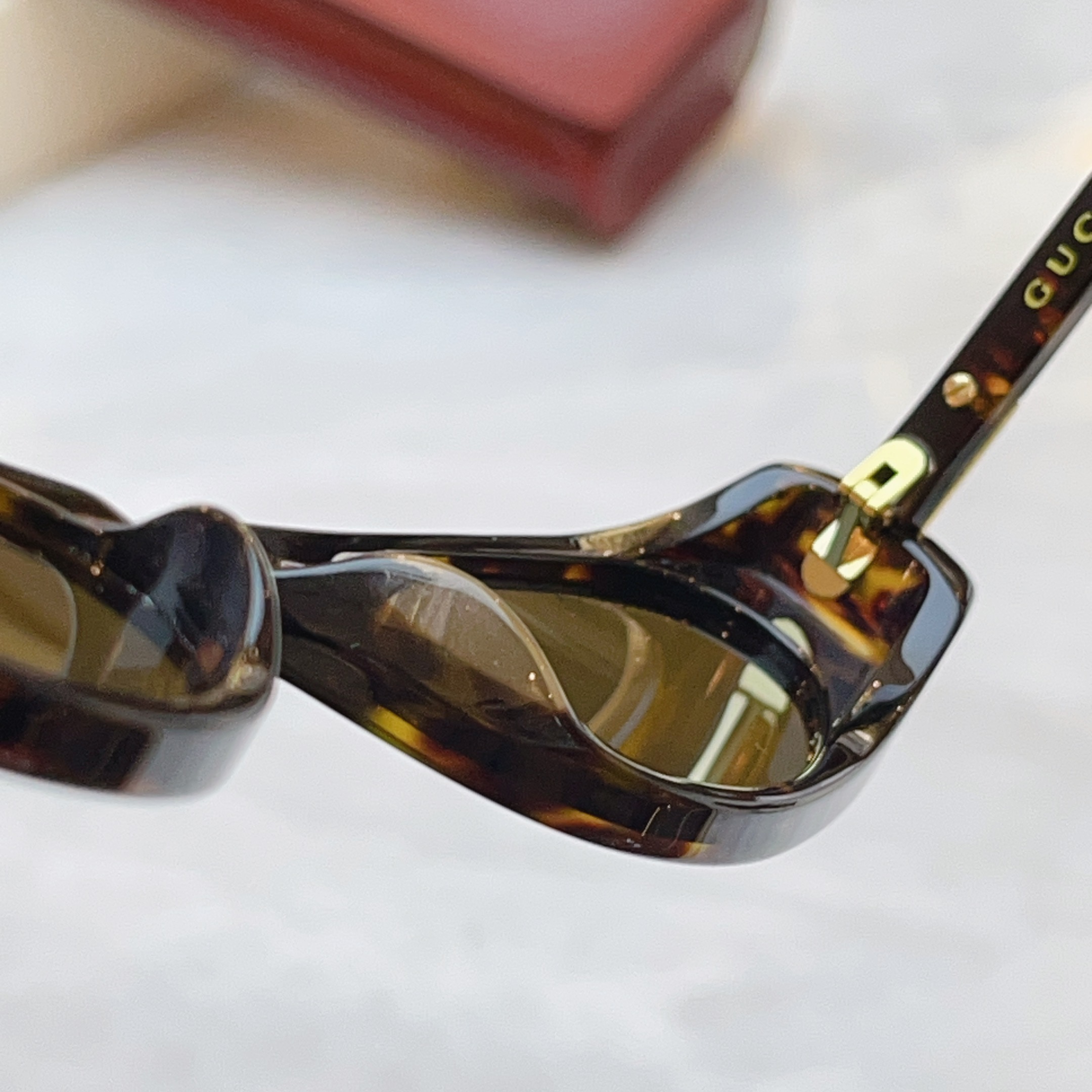 【GUCC*】古*驰新款太阳镜，MODEL：GG2089S，SIZE:52口20-135