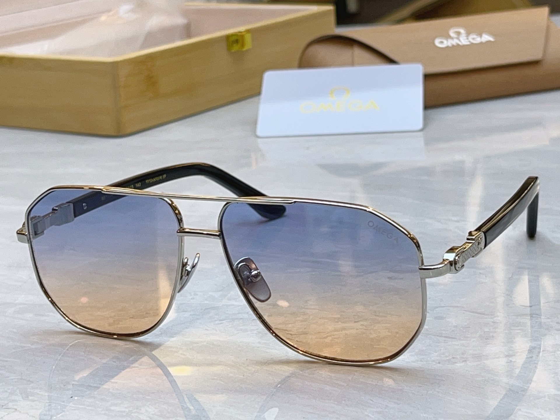 【OWEG*】欧米*茄新款太阳镜，MODEL：SS1314，SIZE：60口13-142