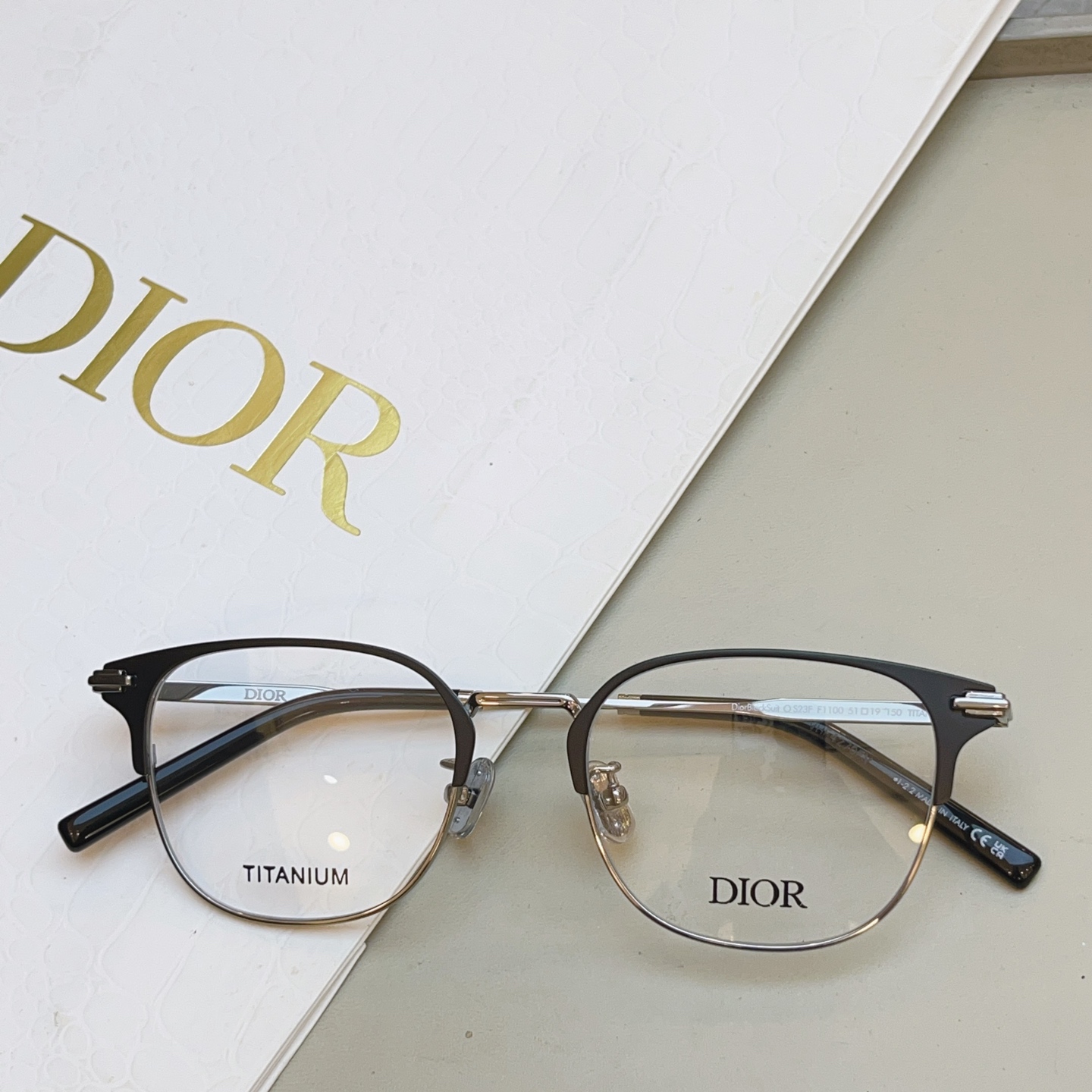 ，【DIO* 】迪*奥新款眼镜架 钛✨， MODEL：Dior BlackSuit O S23F，SIZE：51口19-